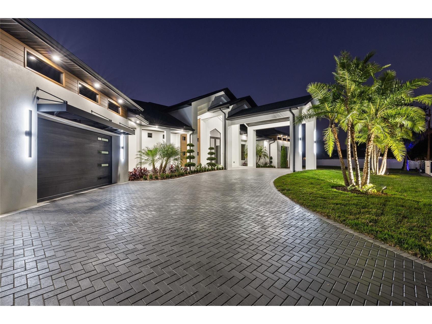 6802 E Creek Drive Tampa FL 33615 TB8462668 image96