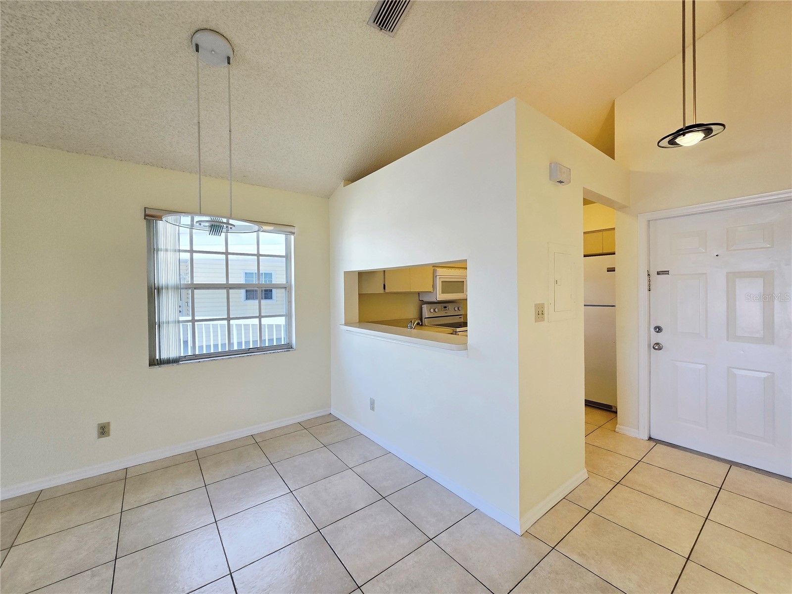 6802 Stones Throw Circle N #14206 Saint Petersburg FL 33710 TB8510637 image11