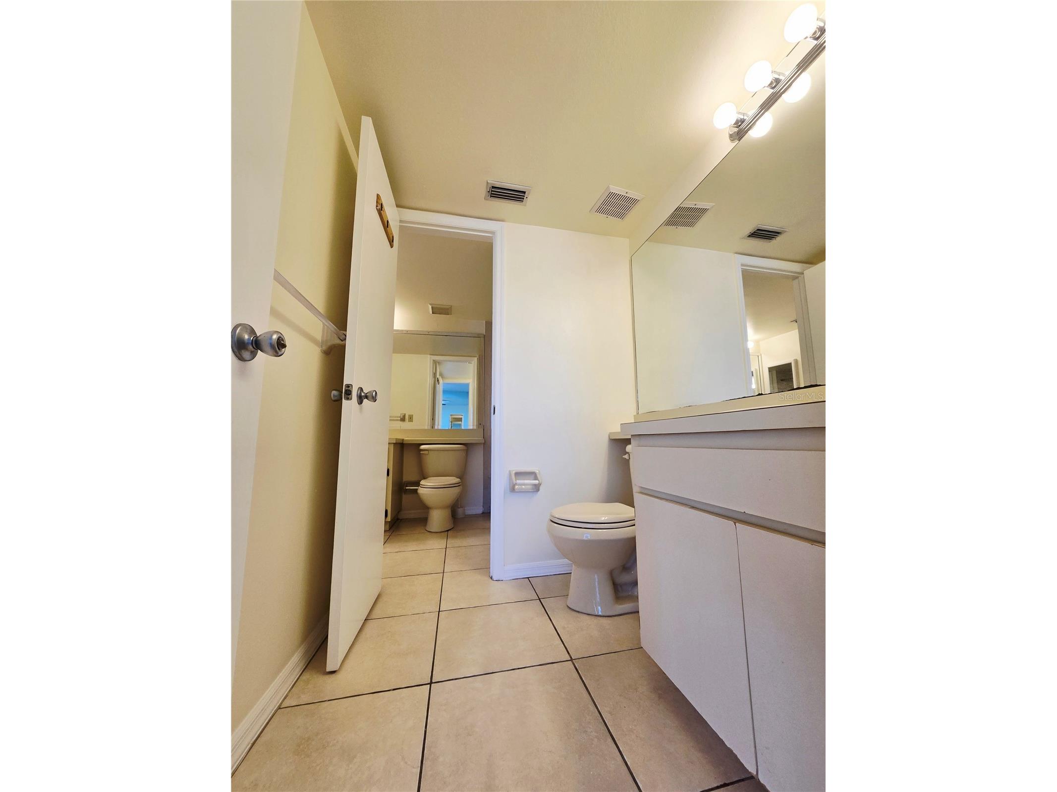 6802 Stones Throw Circle N #14206 Saint Petersburg FL 33710 TB8510637 image20