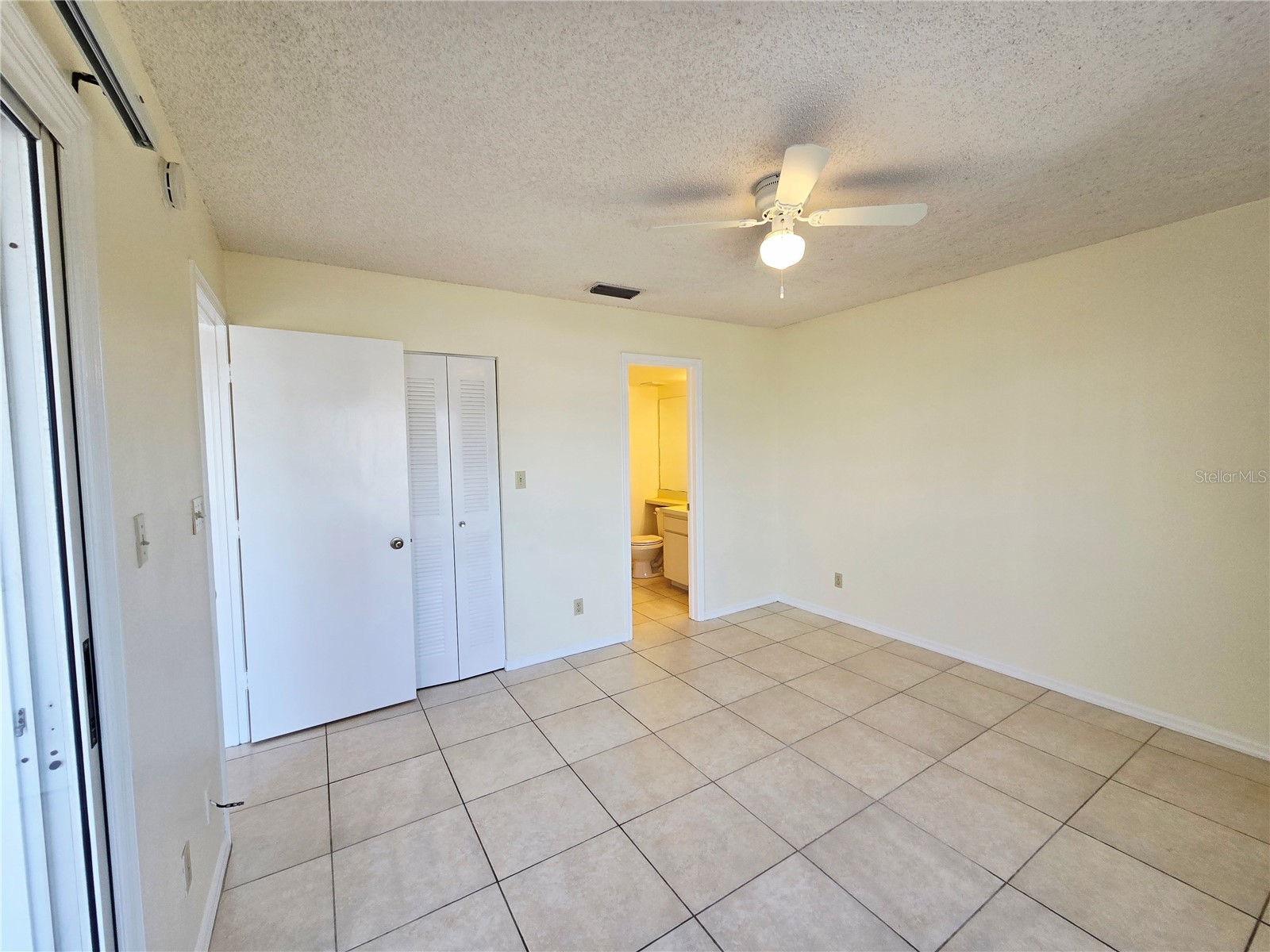 6802 Stones Throw Circle N #14206 Saint Petersburg FL 33710 TB8510637 image28