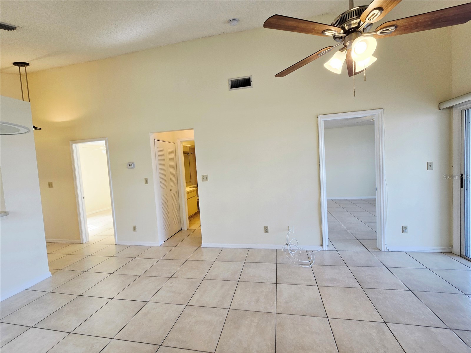 6802 Stones Throw Circle N #14206 Saint Petersburg FL 33710 TB8510637 image9