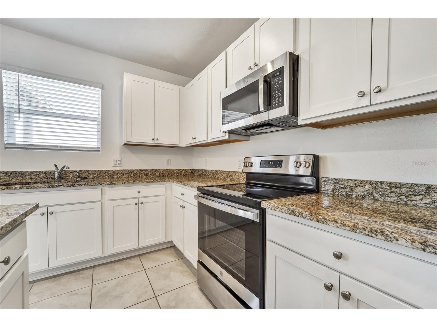 6803 Branham Mill Court Zephyrhills FL 33542 TB8488089 image5