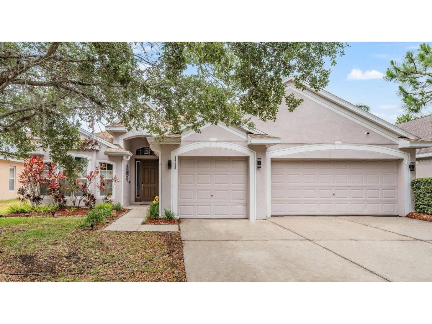 6803 Cromwell Garden Drive Apollo Beach FL 33572 T3525821 image1