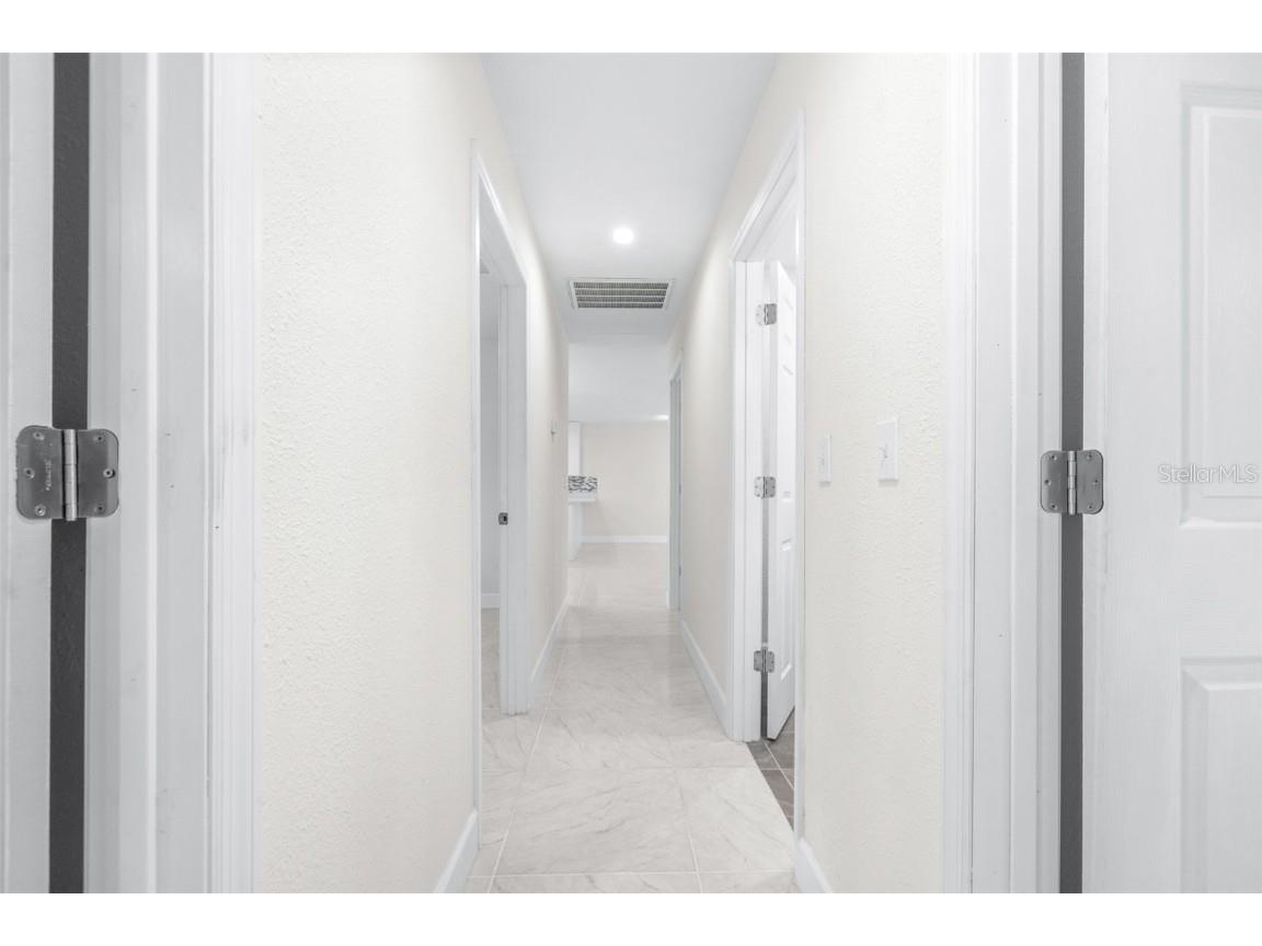 6803 S Englewood Avenue Tampa FL 33611 TB8451063 image18