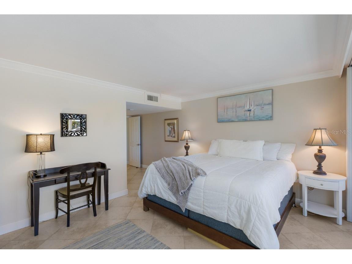 6804 Gulf Drive #6804 Holmes Beach FL 34217 - GULF OF MEXICO A4644380 image28