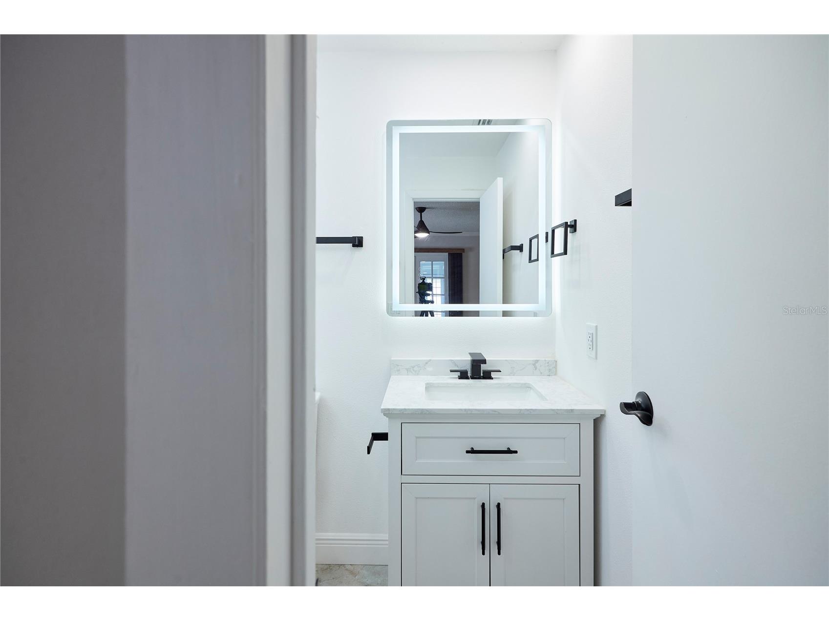 6804 N Hubert Avenue Tampa FL 33614 TB8494694 image22