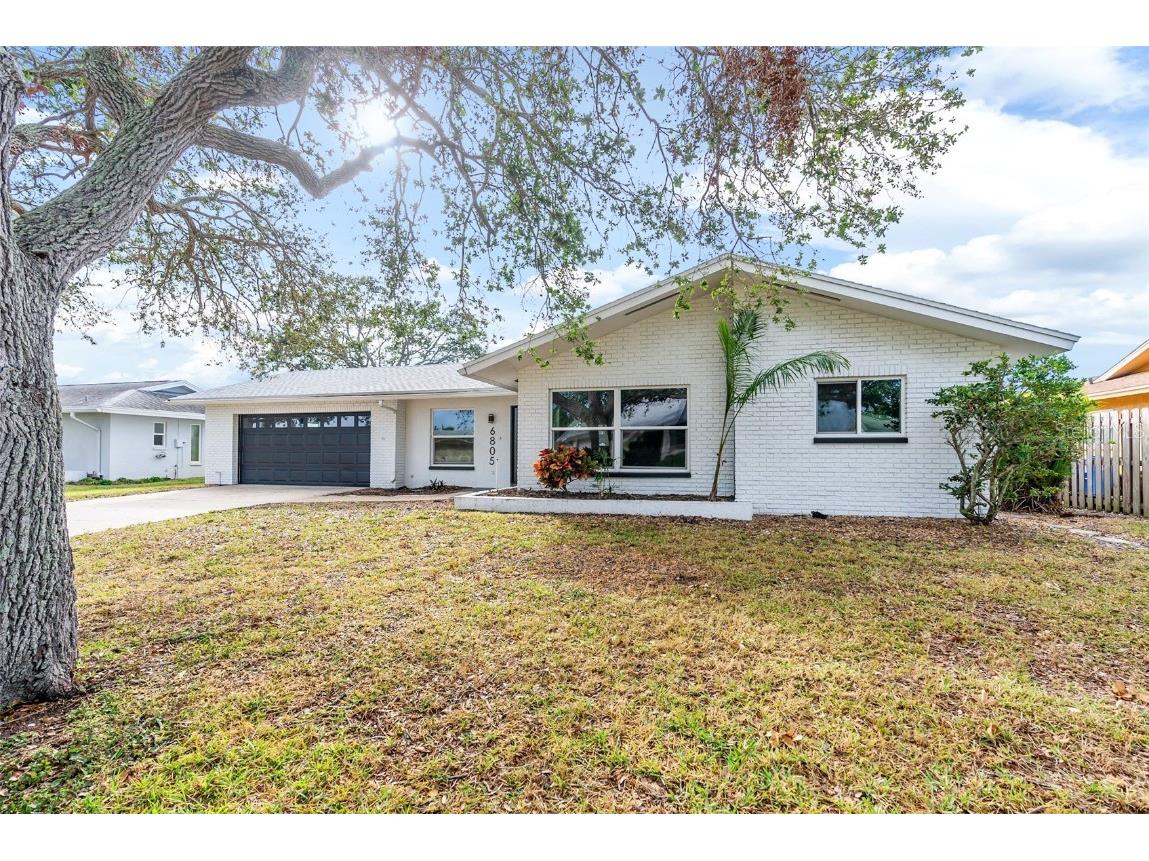 6805 13th Avenue W Bradenton FL 34209 A4633958 image1