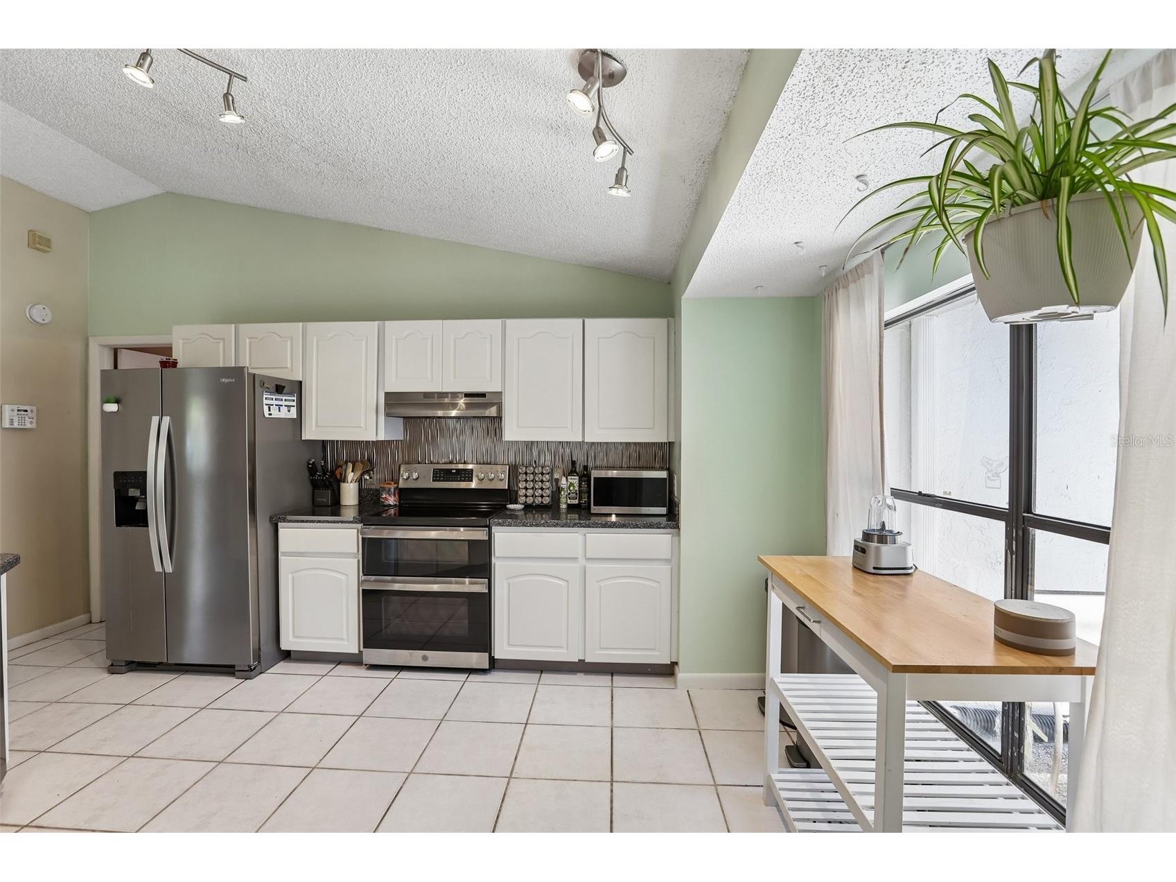 6805 Longpointe Way Tampa FL 33615 TB8521238 image10