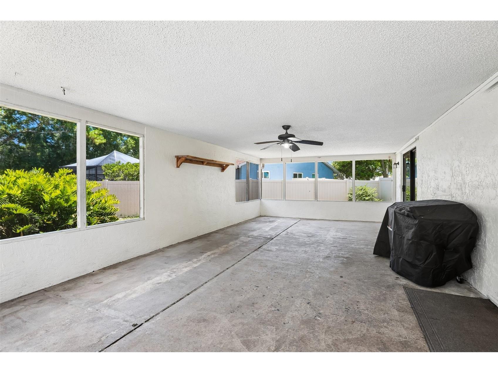 6805 Longpointe Way Tampa FL 33615 TB8521238 image21