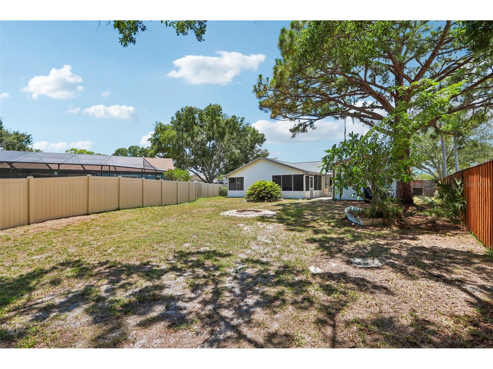 6805 Longpointe Way Tampa FL 33615 TB8521238 image24