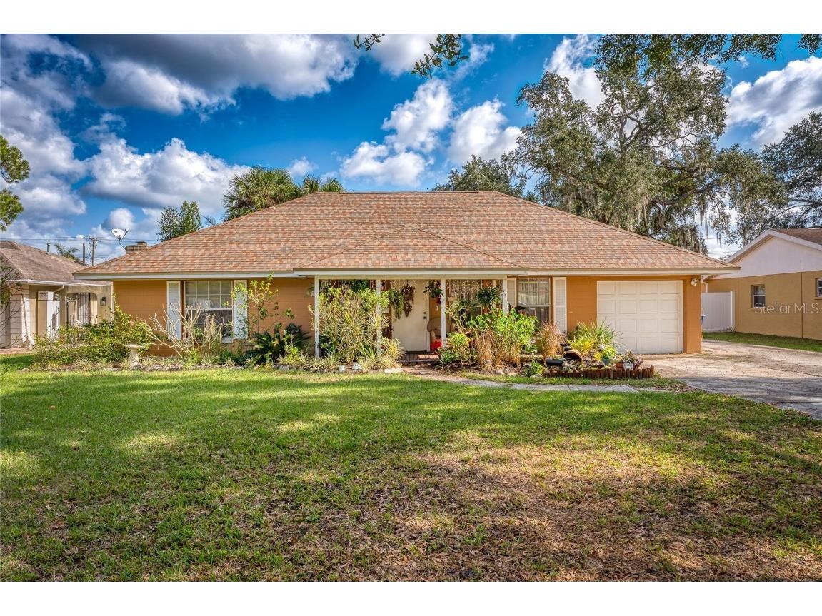 6805 Wilshire Court Tampa FL 33615 W7851088 image1