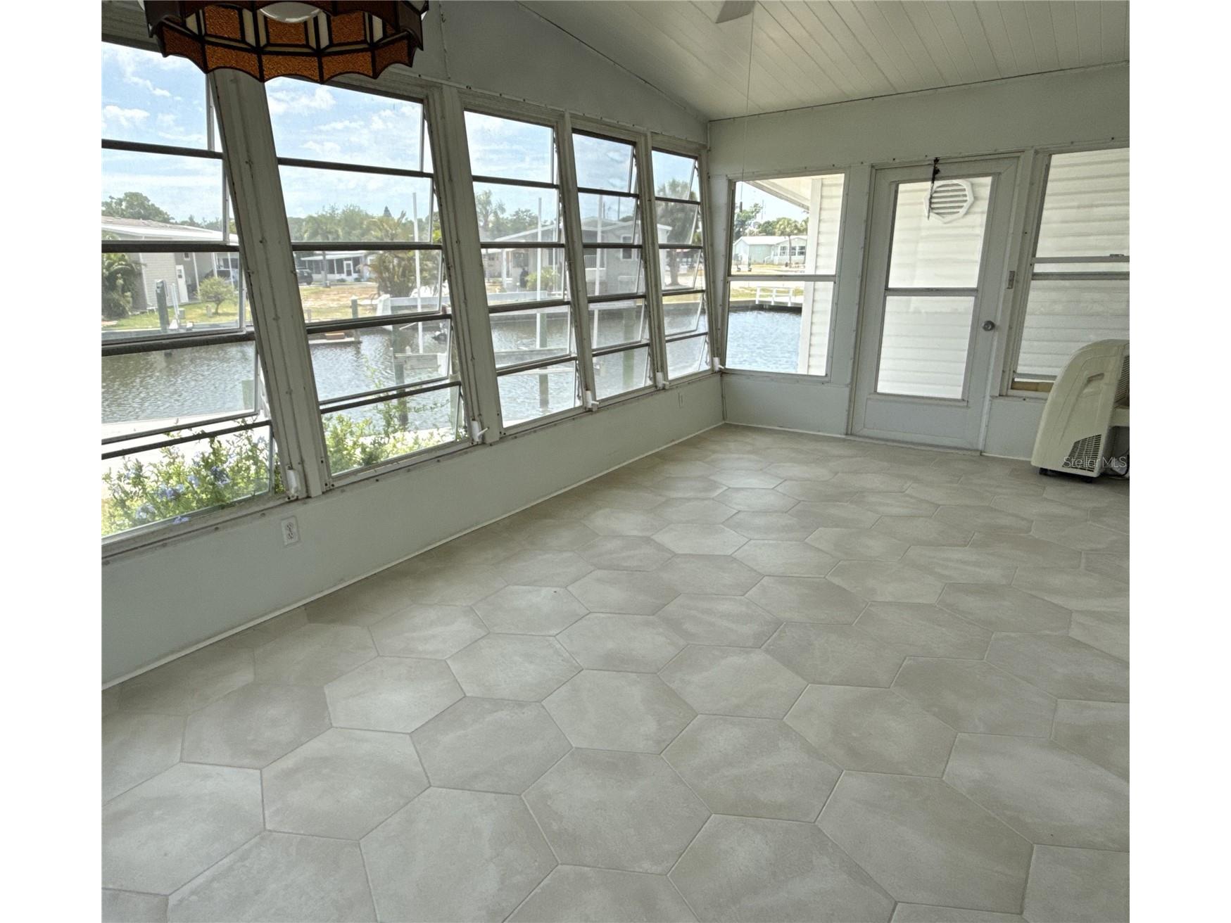 6806 Mount Quincy Drive NE #361 Saint Petersburg FL 33702 - TAMPA BAY TB8505045 image13