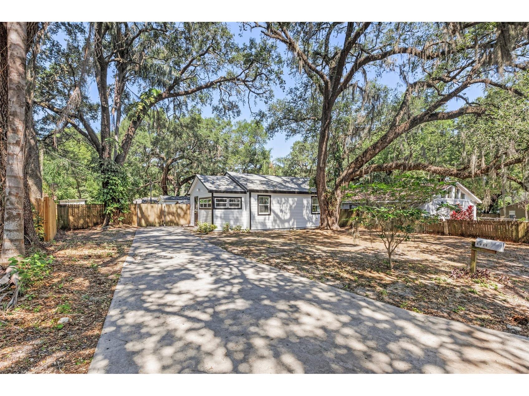 6806 N 17th Street Tampa FL 33610 TB8496936 image20