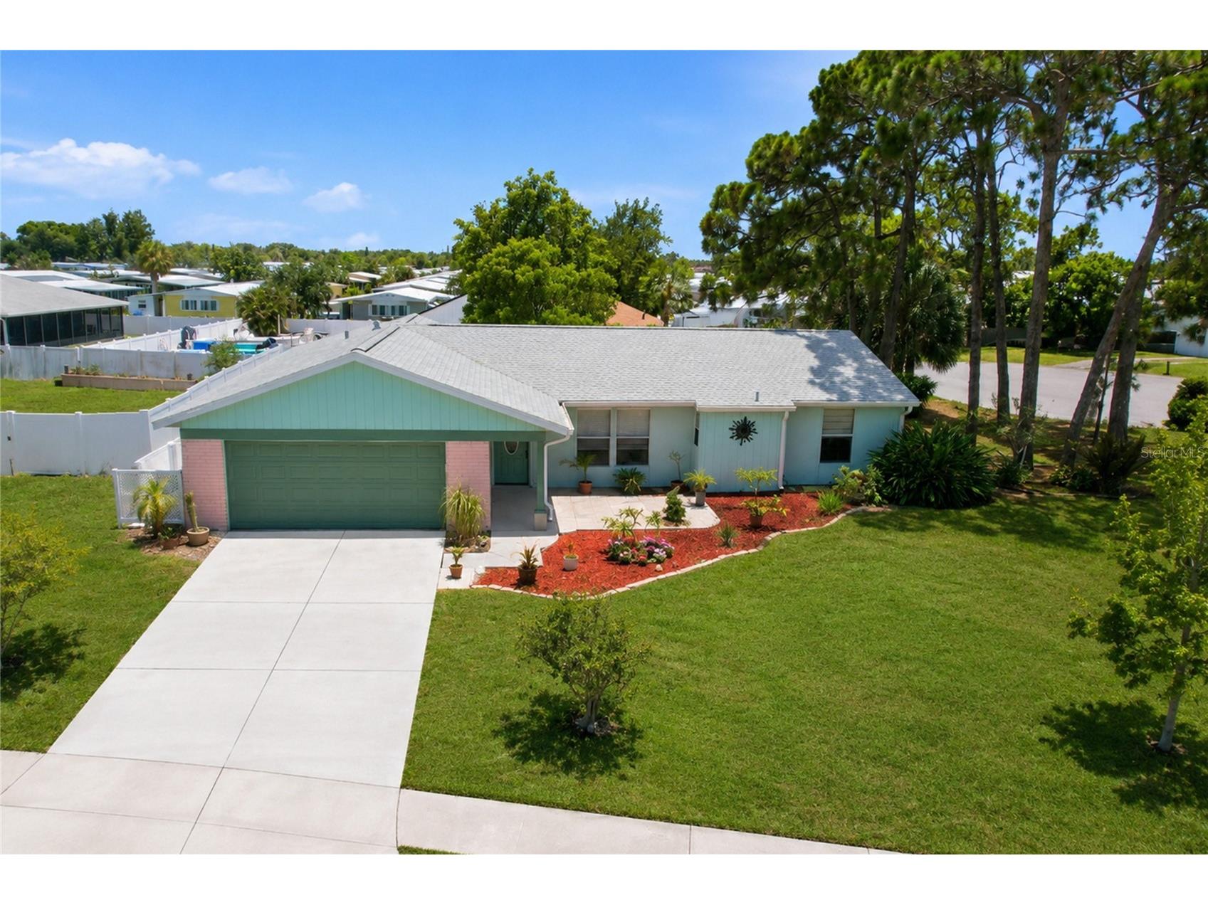 6807 36th Ave Dr W W Bradenton FL 34209 A4697025 image1