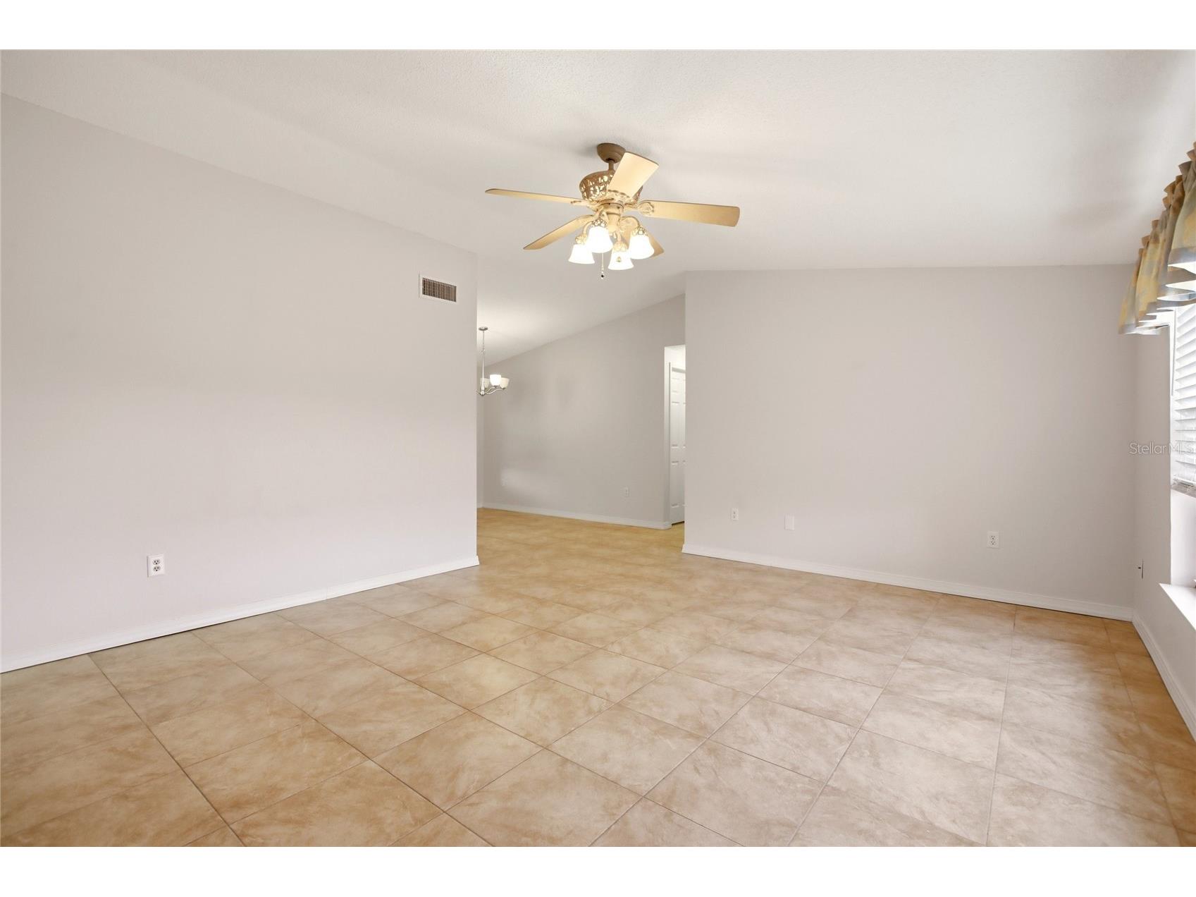 6807 36th Ave Dr W W Bradenton FL 34209 A4697025 image10