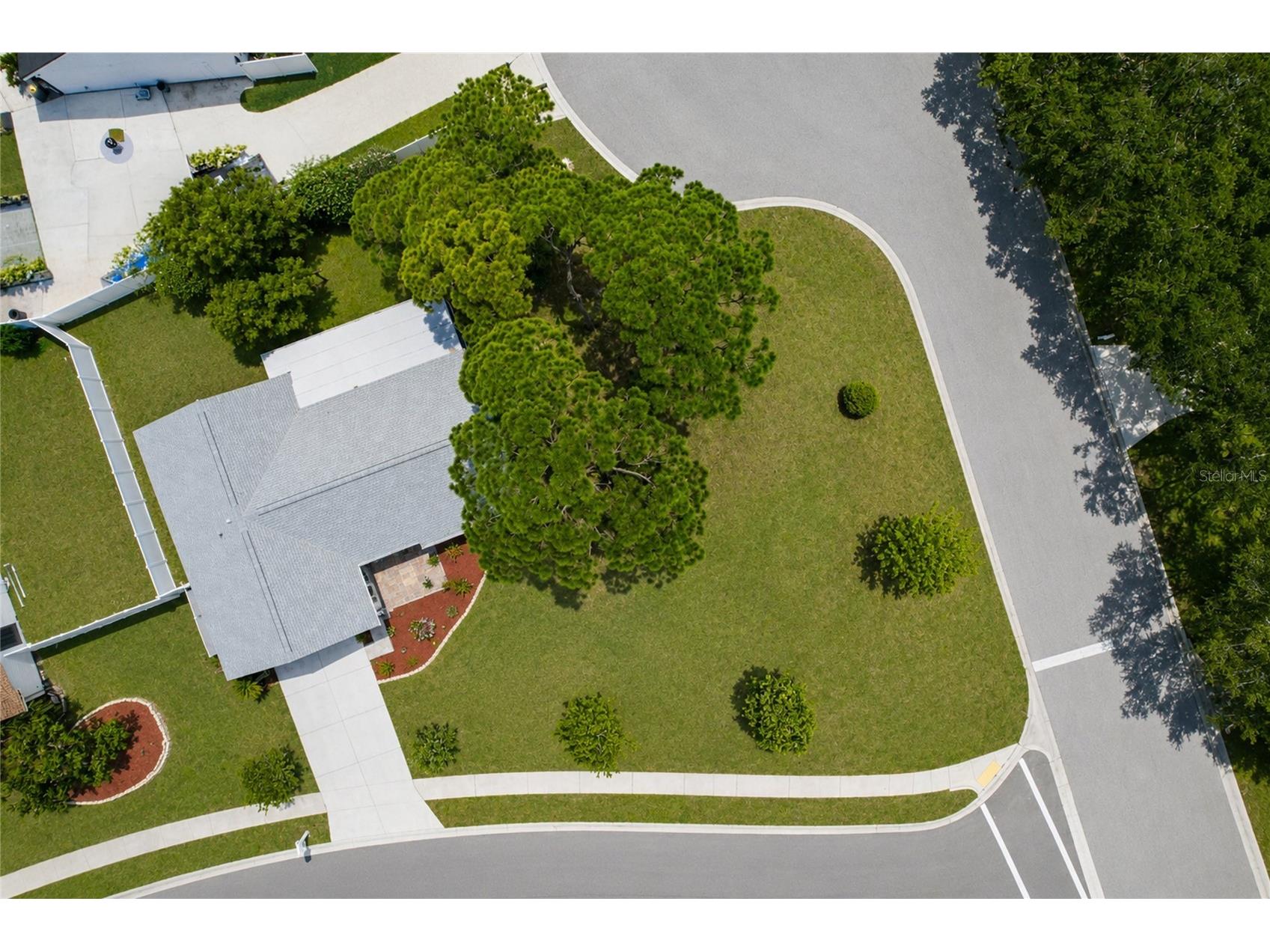 6807 36th Ave Dr W W Bradenton FL 34209 A4697025 image5