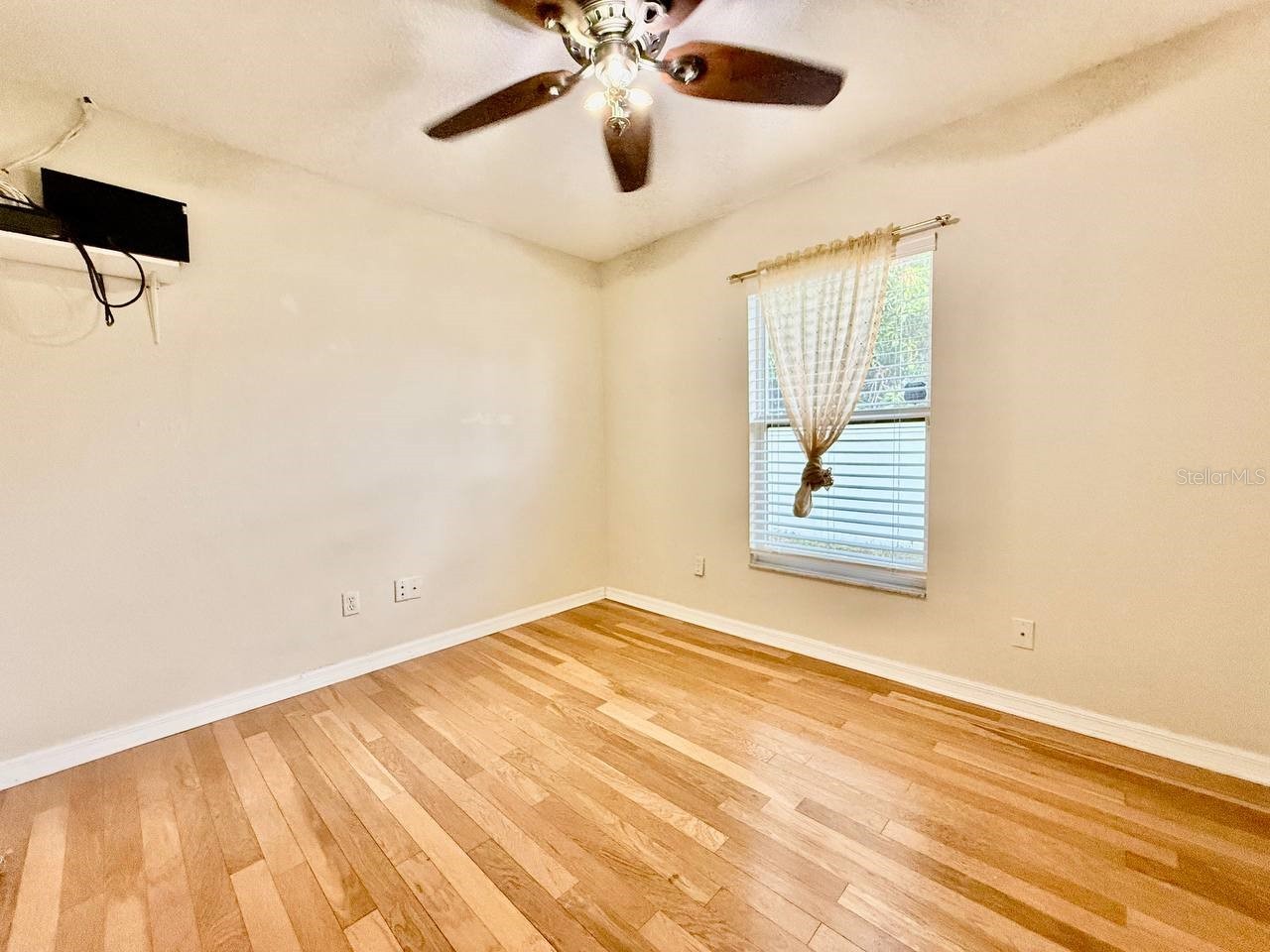 6807 Kingston Drive Tampa FL 33619 TB8505435 image12