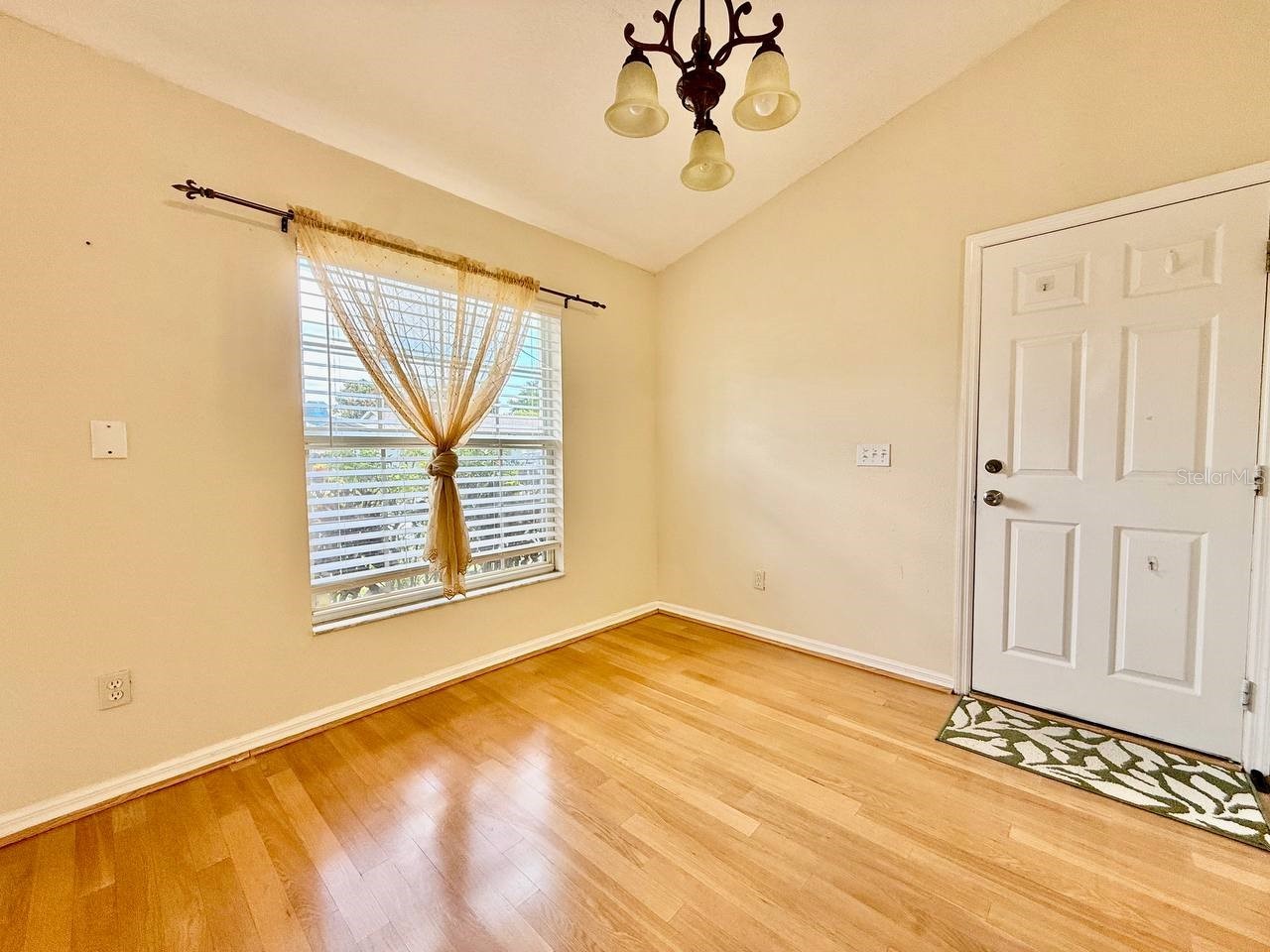 6807 Kingston Drive Tampa FL 33619 TB8505435 image6