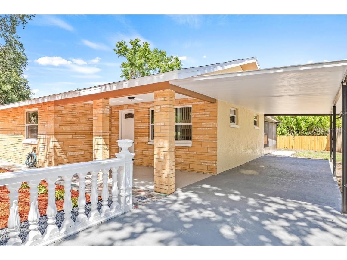 6807 River Road Tampa FL 33615 TB8395038 image6