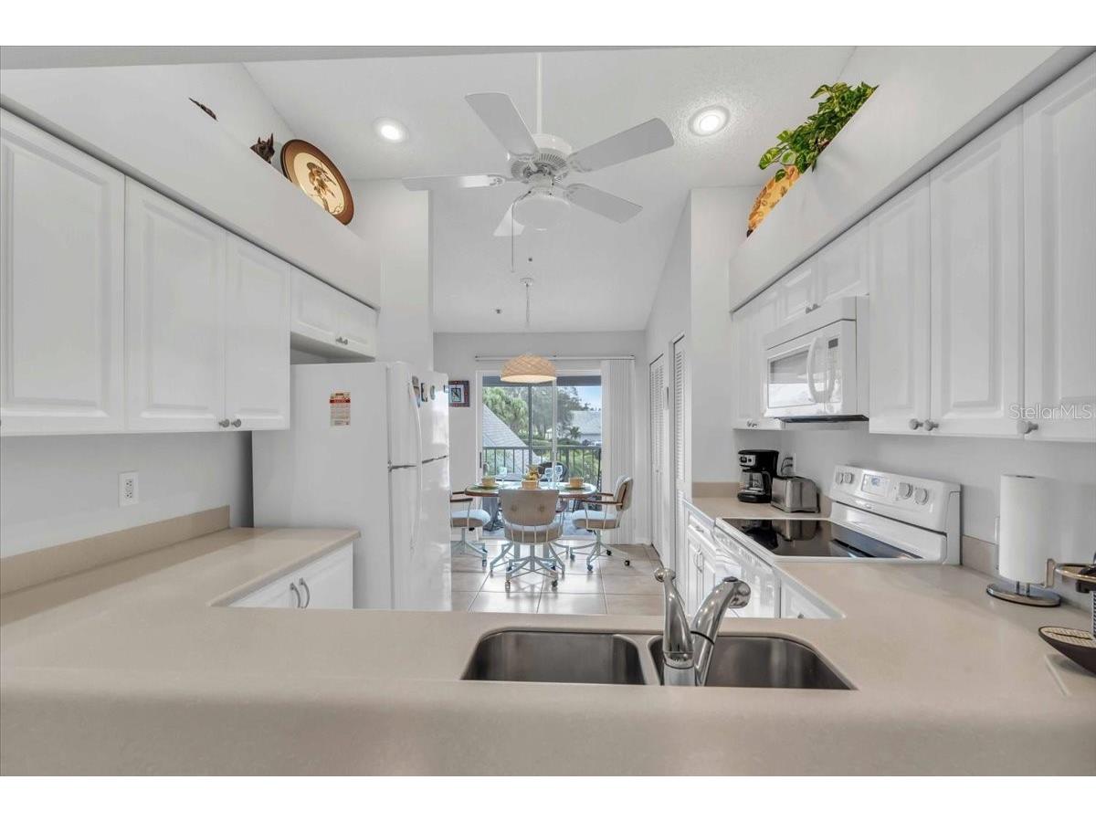 6807 Stone River Road #204 Bradenton FL 34203 A4636467 image10