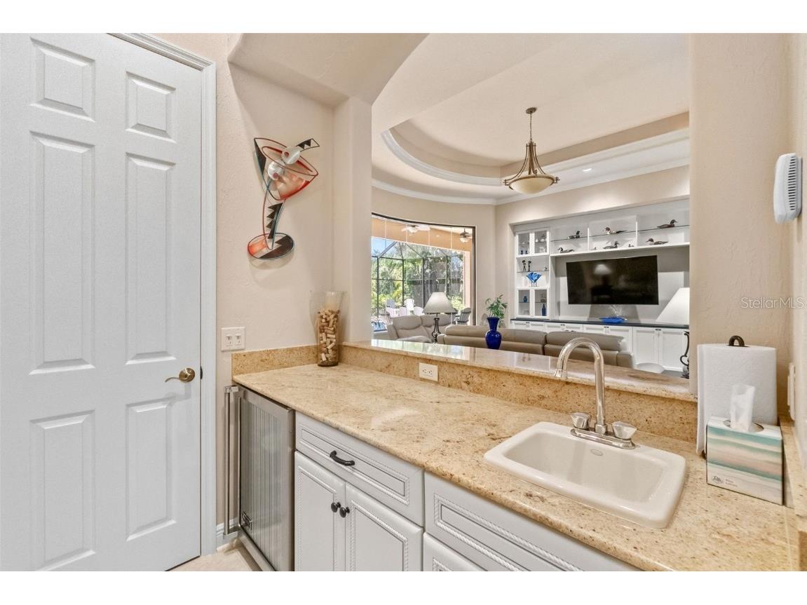 6808 Belmont Court Lakewood Ranch FL 34202 A4653366 image25