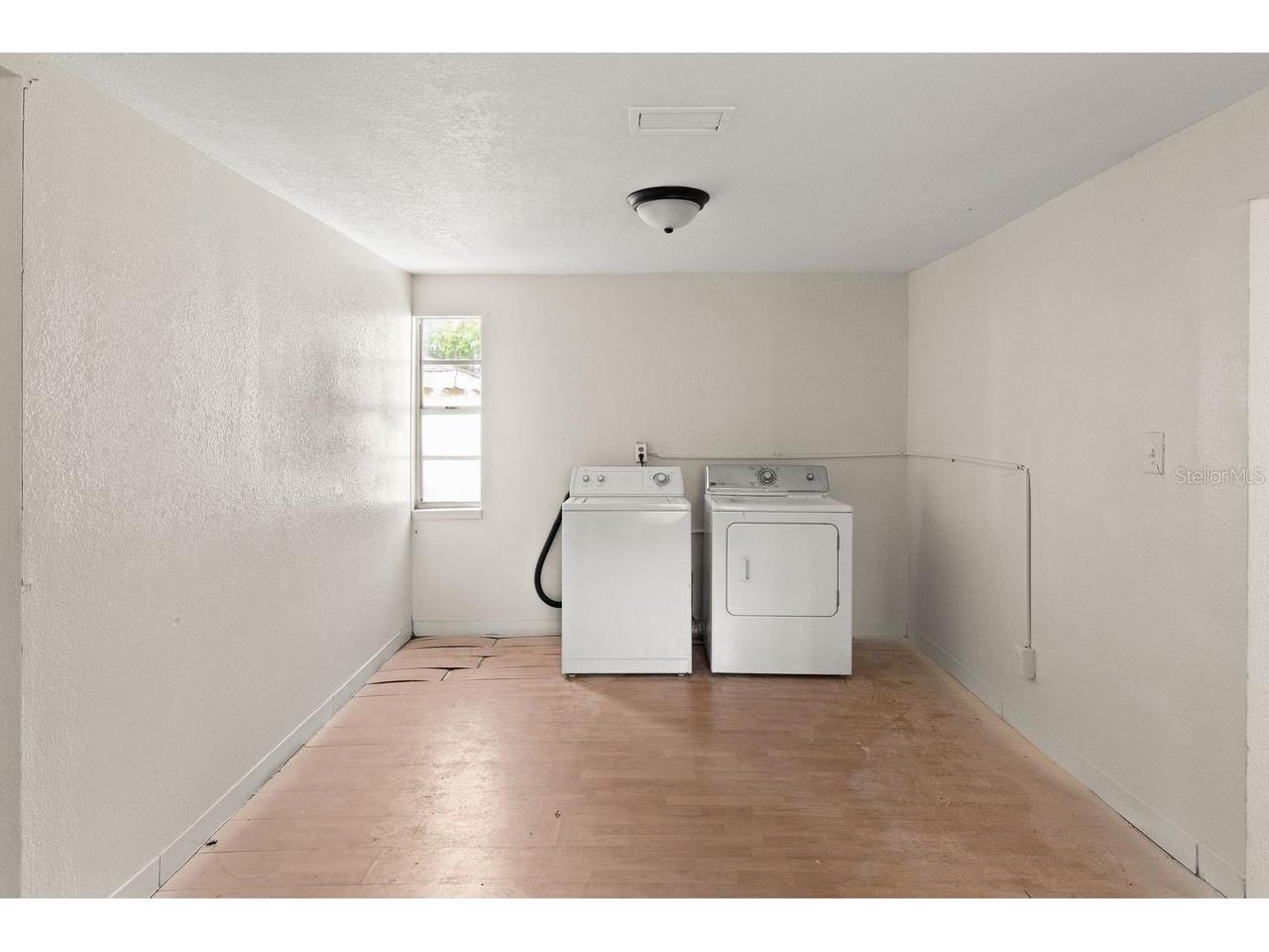 6808 New York Drive Tampa FL 33619 TB8492889 image15