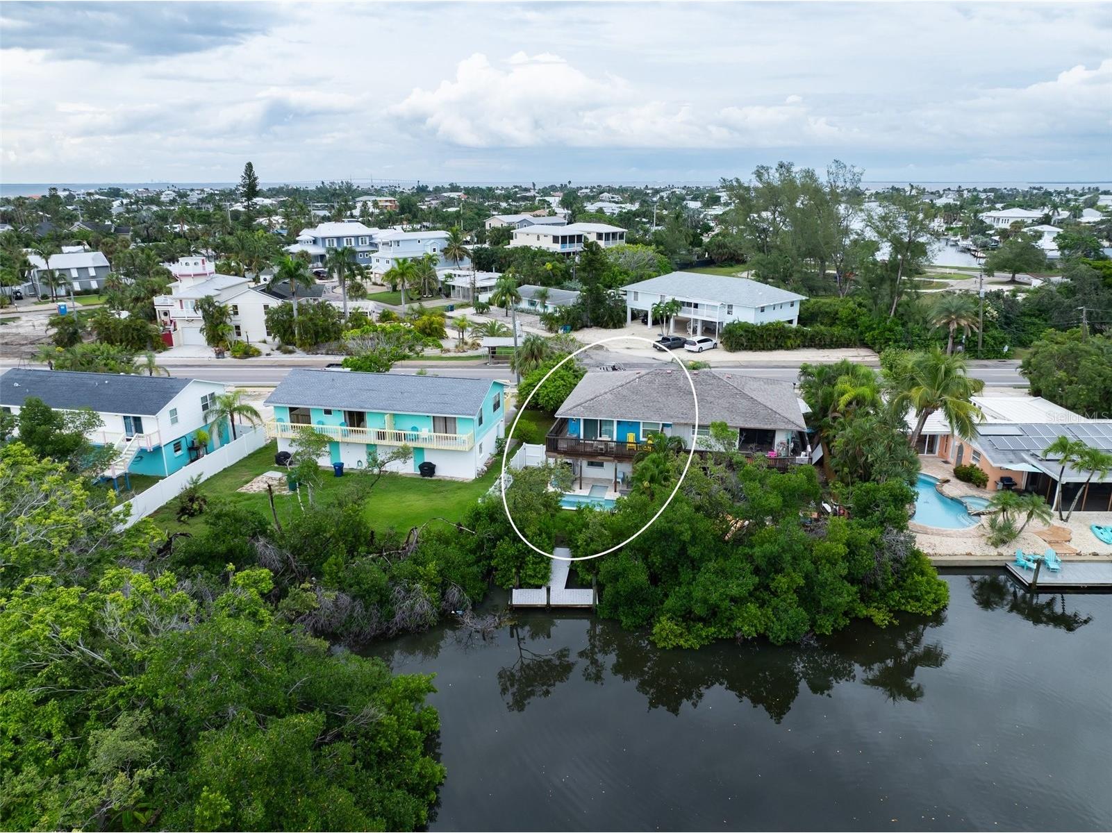 6808 Palm Drive #B Holmes Beach FL 34217 - CLARK SPRING LAKE ESTATES A4664678 image3