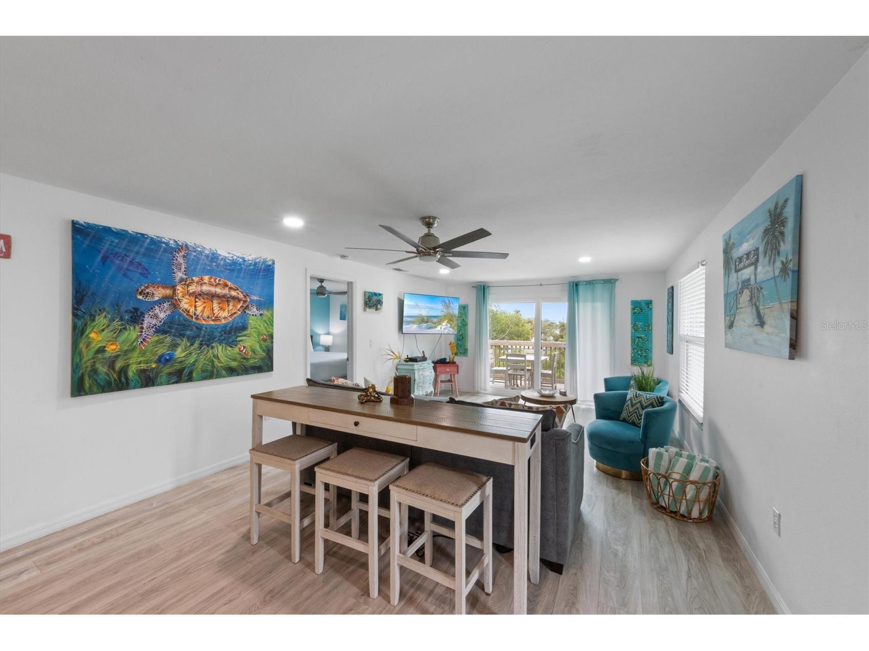 6808 Palm Drive #B Holmes Beach FL 34217 - CLARK SPRING LAKE ESTATES A4664678 image4