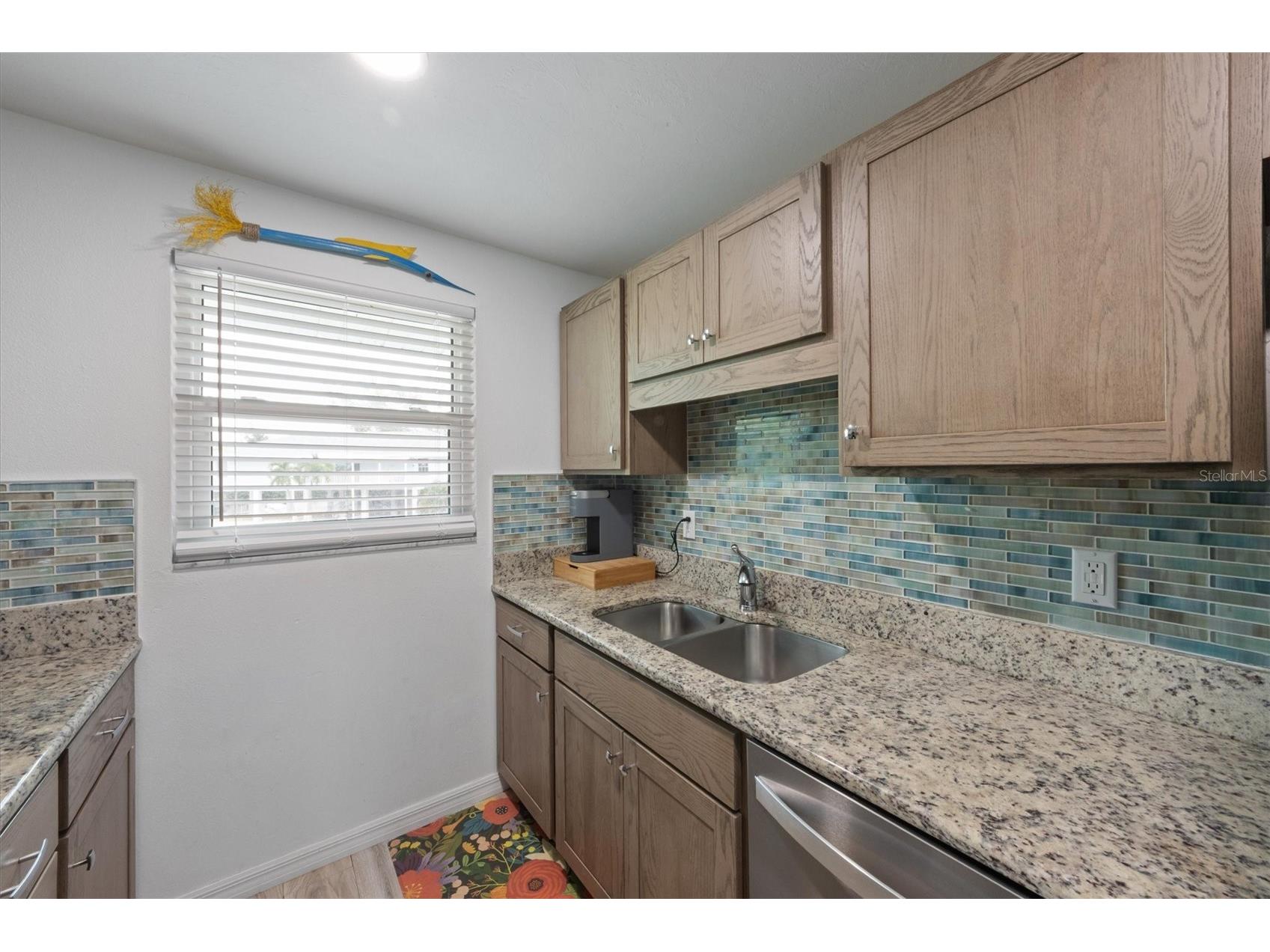 6808 Palm Drive #B Holmes Beach FL 34217 - CLARK SPRING LAKE ESTATES A4664678 image8