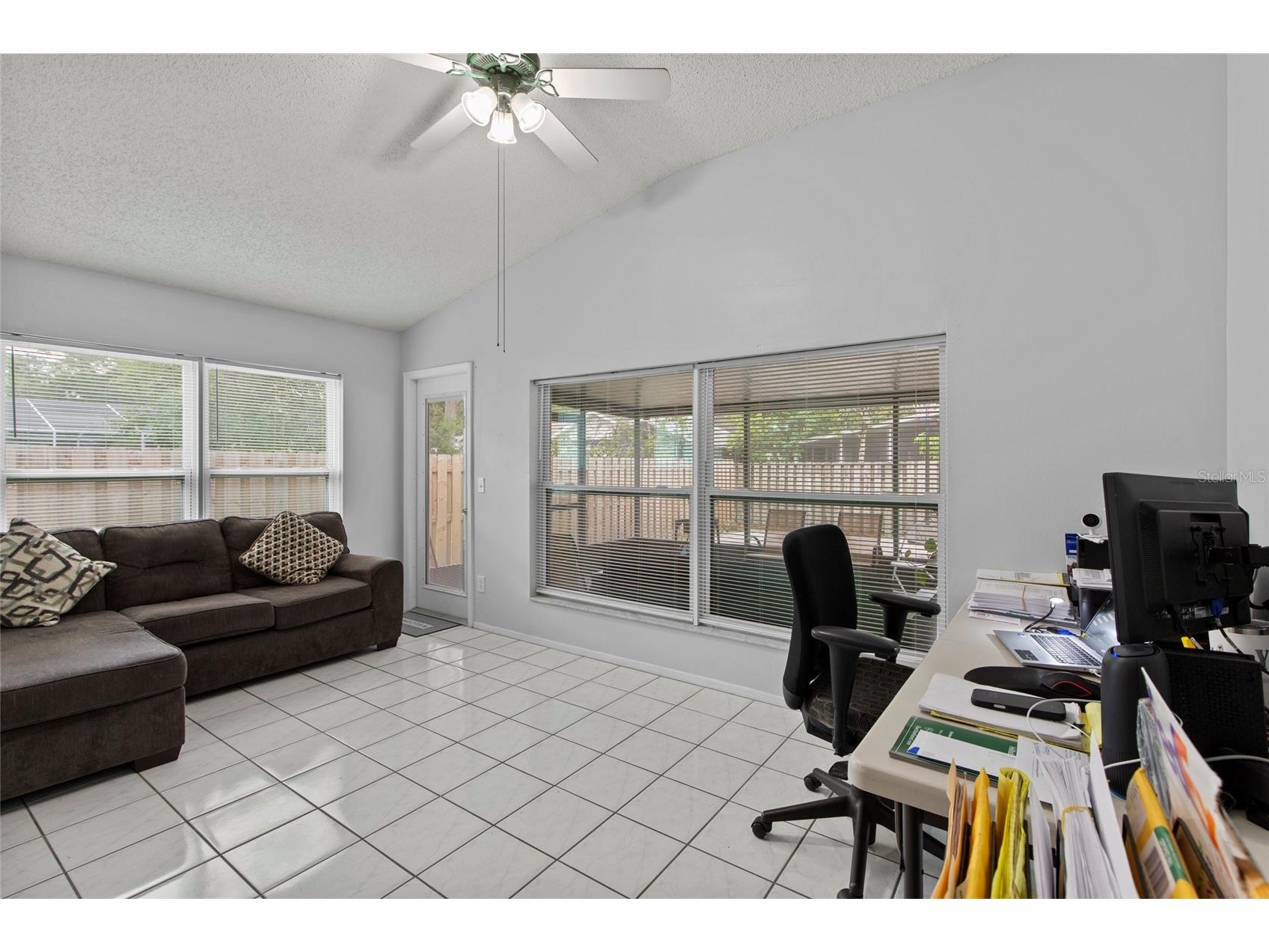 6808 Yardley Oaks Court Tampa FL 33625 TB8507914 image36