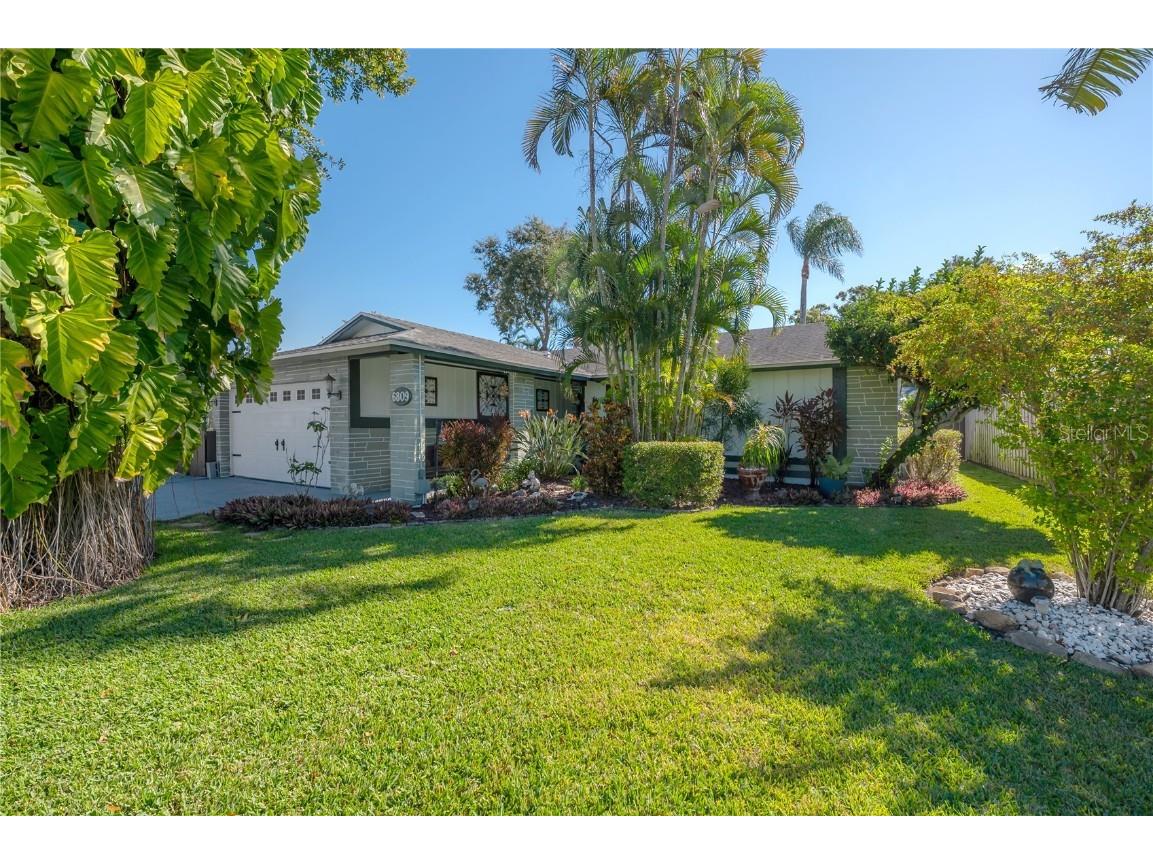 6809 Sandwater Trail N Pinellas Park FL 33781 TB8444715 image1