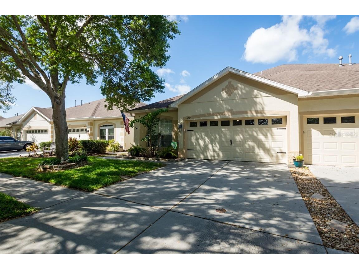 6809 Surrey Oak Drive Apollo Beach FL 33572 U8194332 image1