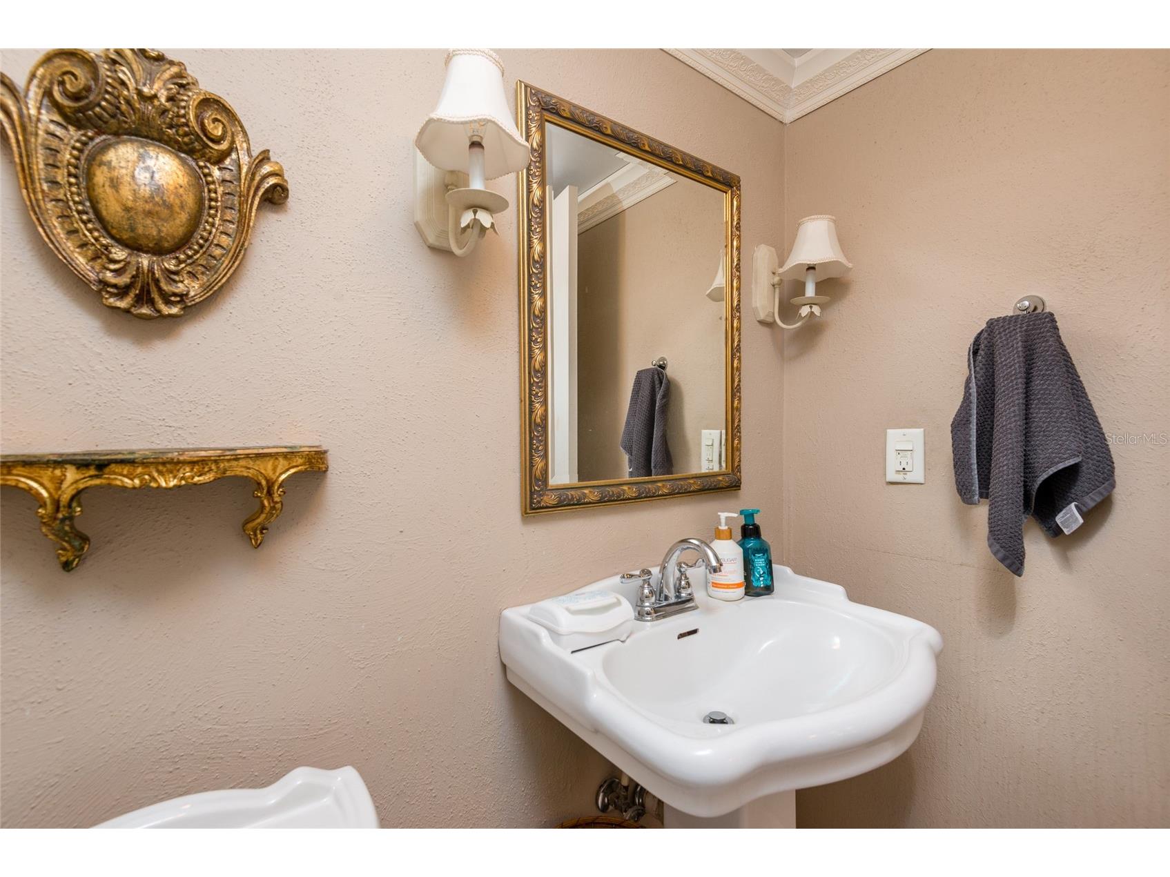 6809 Twelve Oaks Boulevard Tampa FL 33634 TB8469377 image19