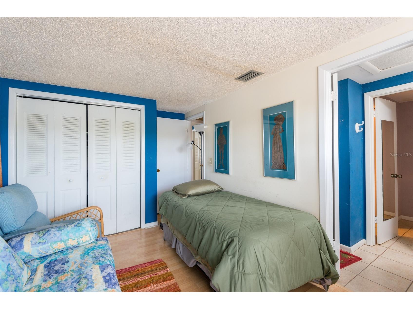 6809 Twelve Oaks Boulevard Tampa FL 33634 TB8469377 image34