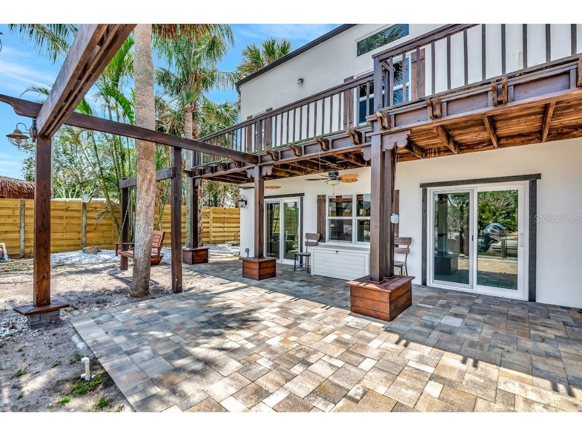 681 Avenida De Mayo Sarasota FL 34242 A4652166 image29