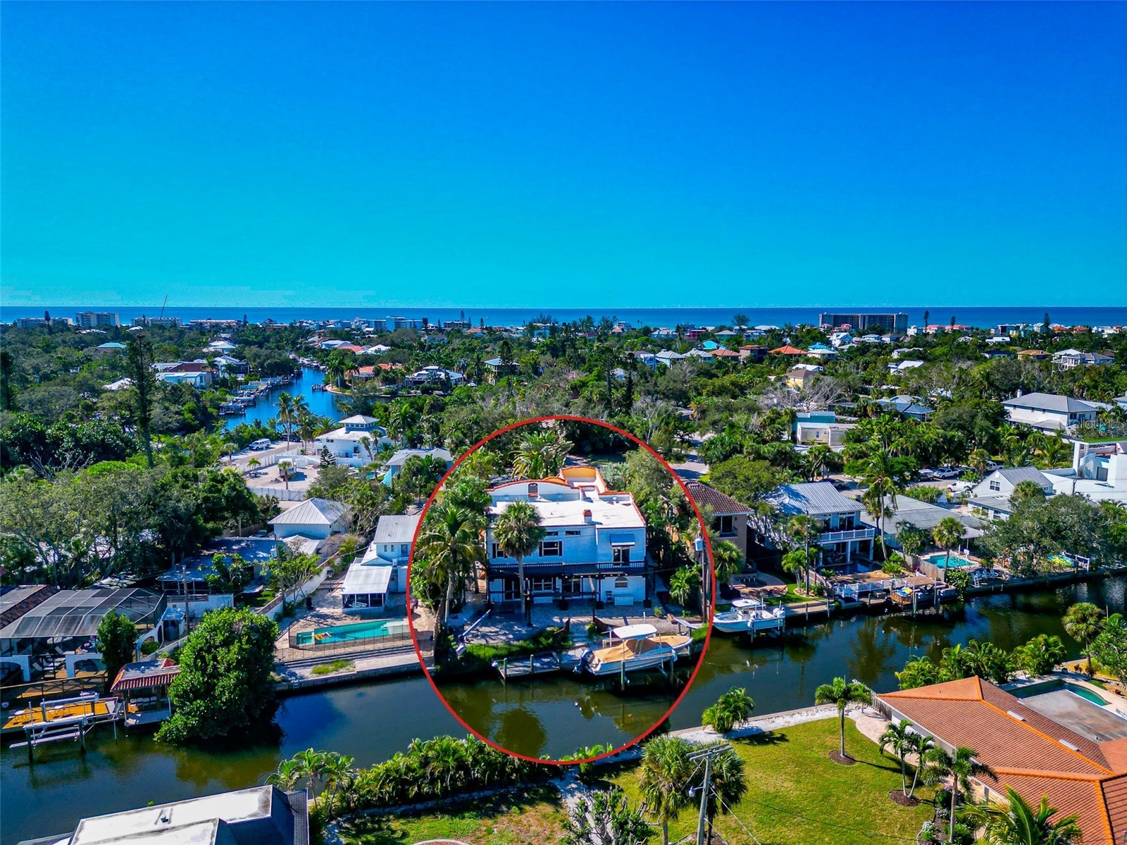 681 Avenida De Mayo Sarasota FL 34242 A4693410 image1