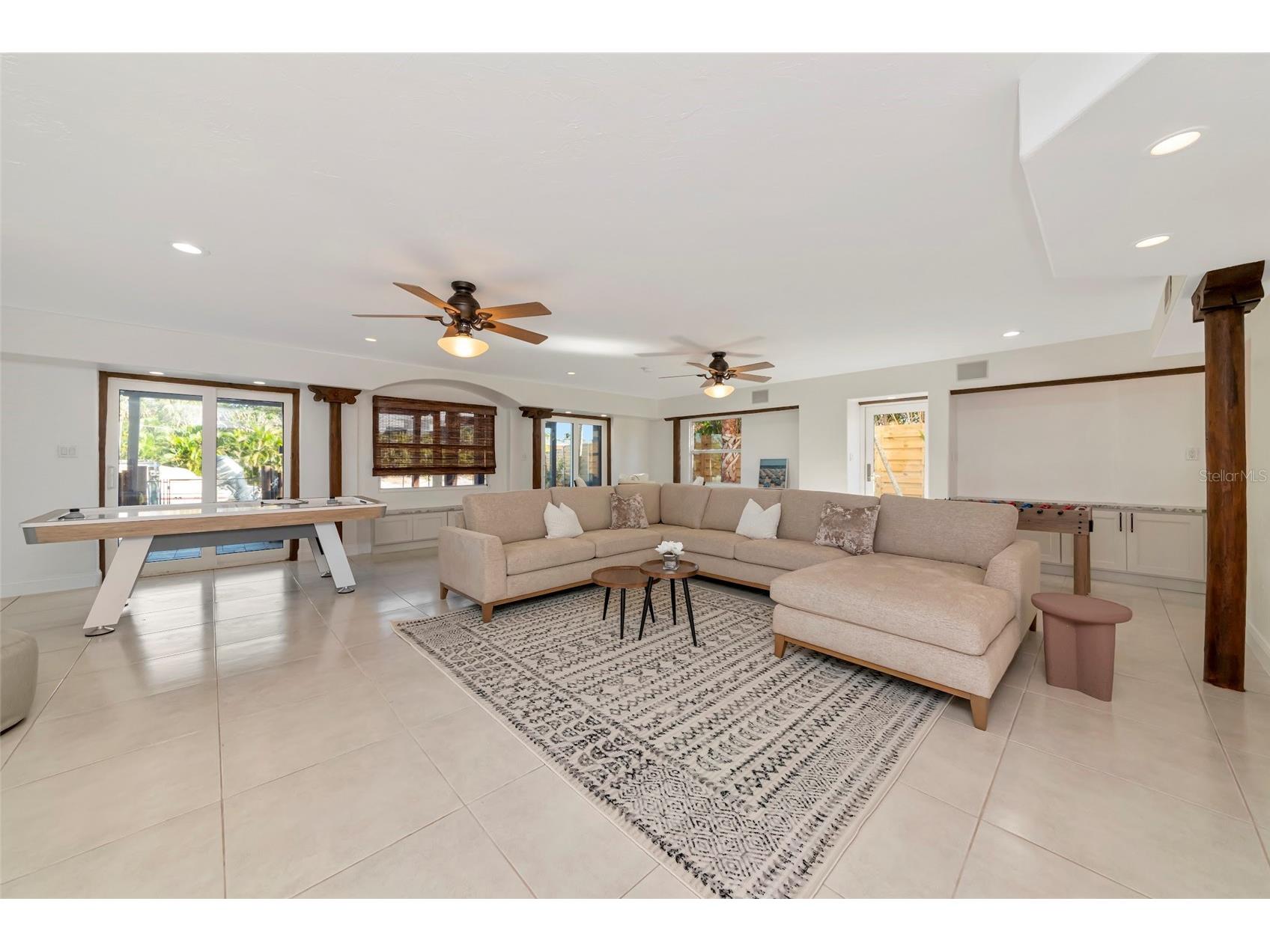 681 Avenida De Mayo Sarasota FL 34242 A4693410 image18
