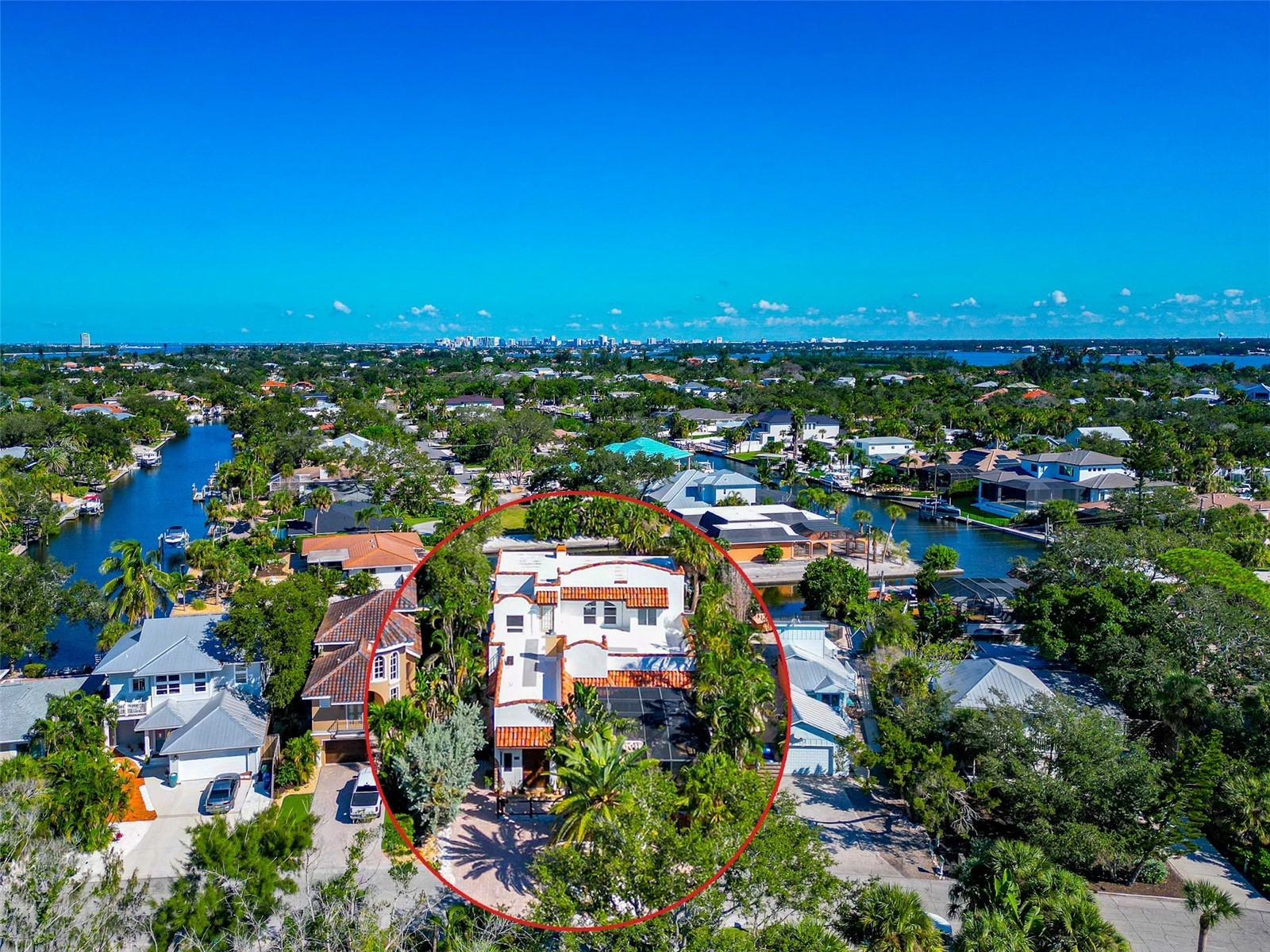 681 Avenida De Mayo Sarasota FL 34242 A4693410 image2