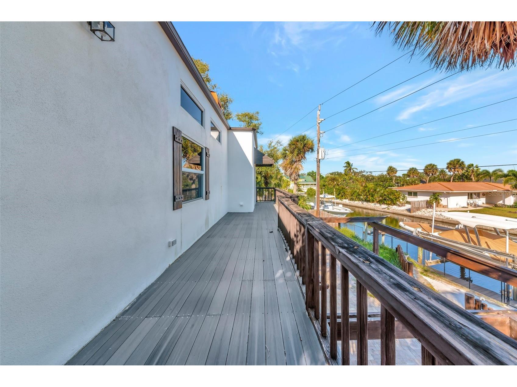 681 Avenida De Mayo Sarasota FL 34242 A4693410 image32