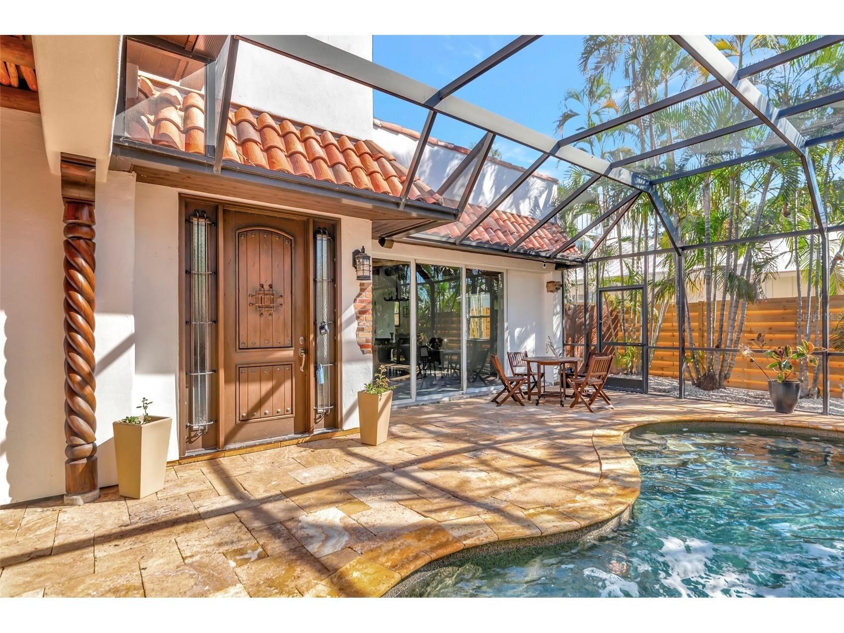 681 Avenida De Mayo Sarasota FL 34242 A4693410 image9