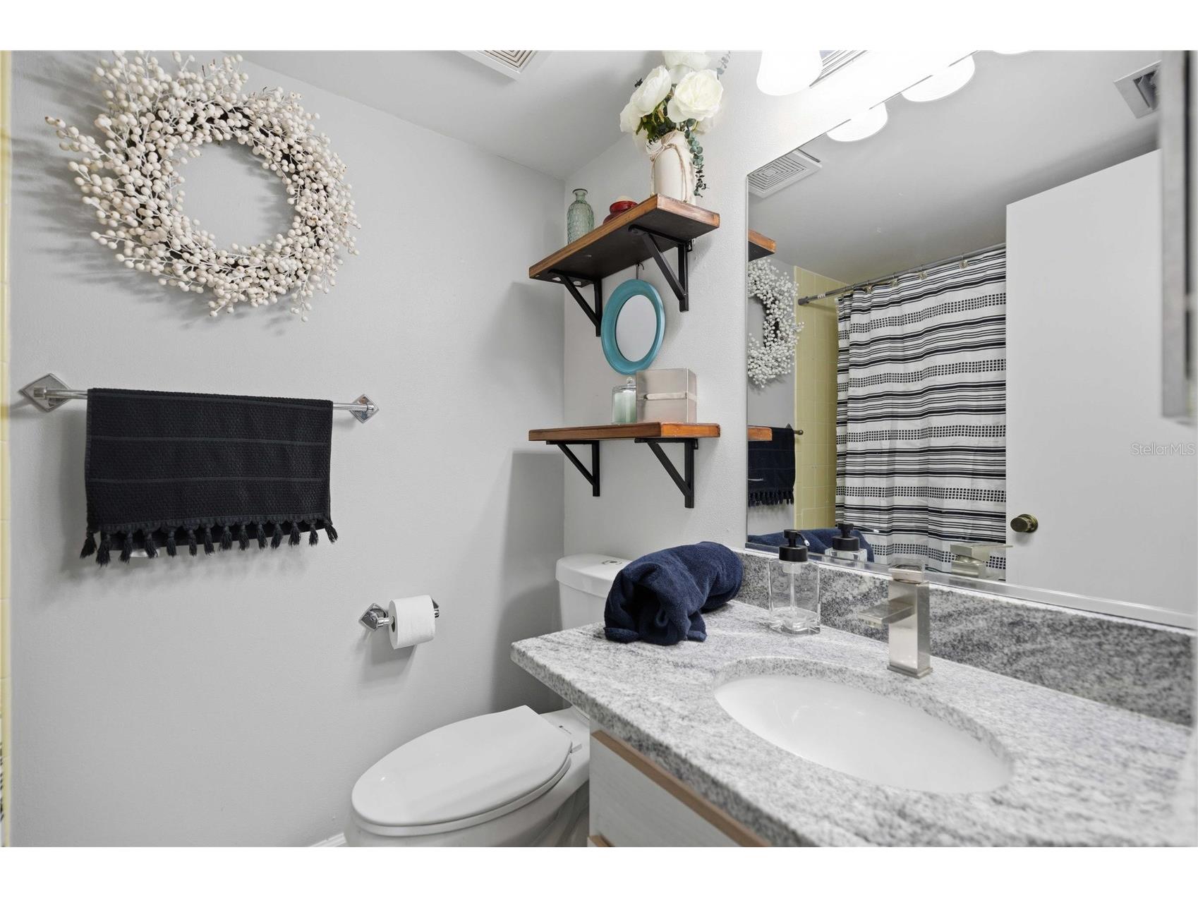 681 Midway Drive #B Ocala FL 34472 - LAKE SPARKLE OM725484 image18
