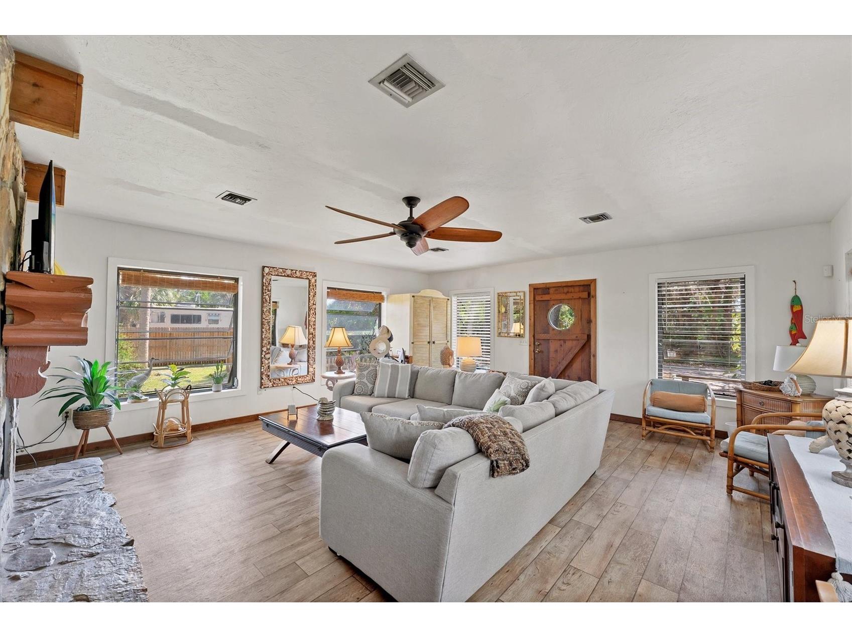 681 Olive Street Englewood FL 34223 D6145626 image9