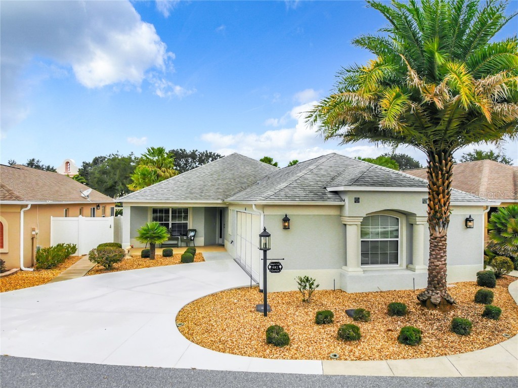 681 Toquero Street The Villages FL 32162 G5062571 image1