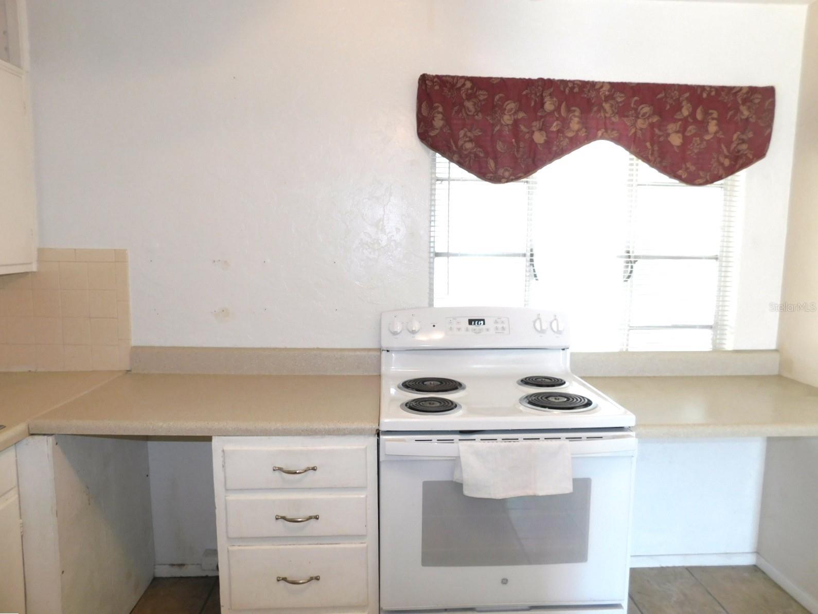 6810 13th Street N Saint Petersburg FL 33702 TB8493835 image8