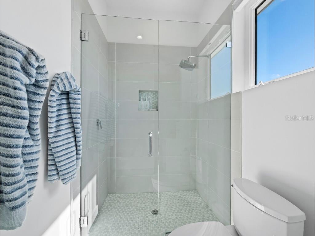 6810 Longboat Drive S Longboat Key FL 34228 - SARASOTA BAY GULF OF MEXICO A4669890 image56