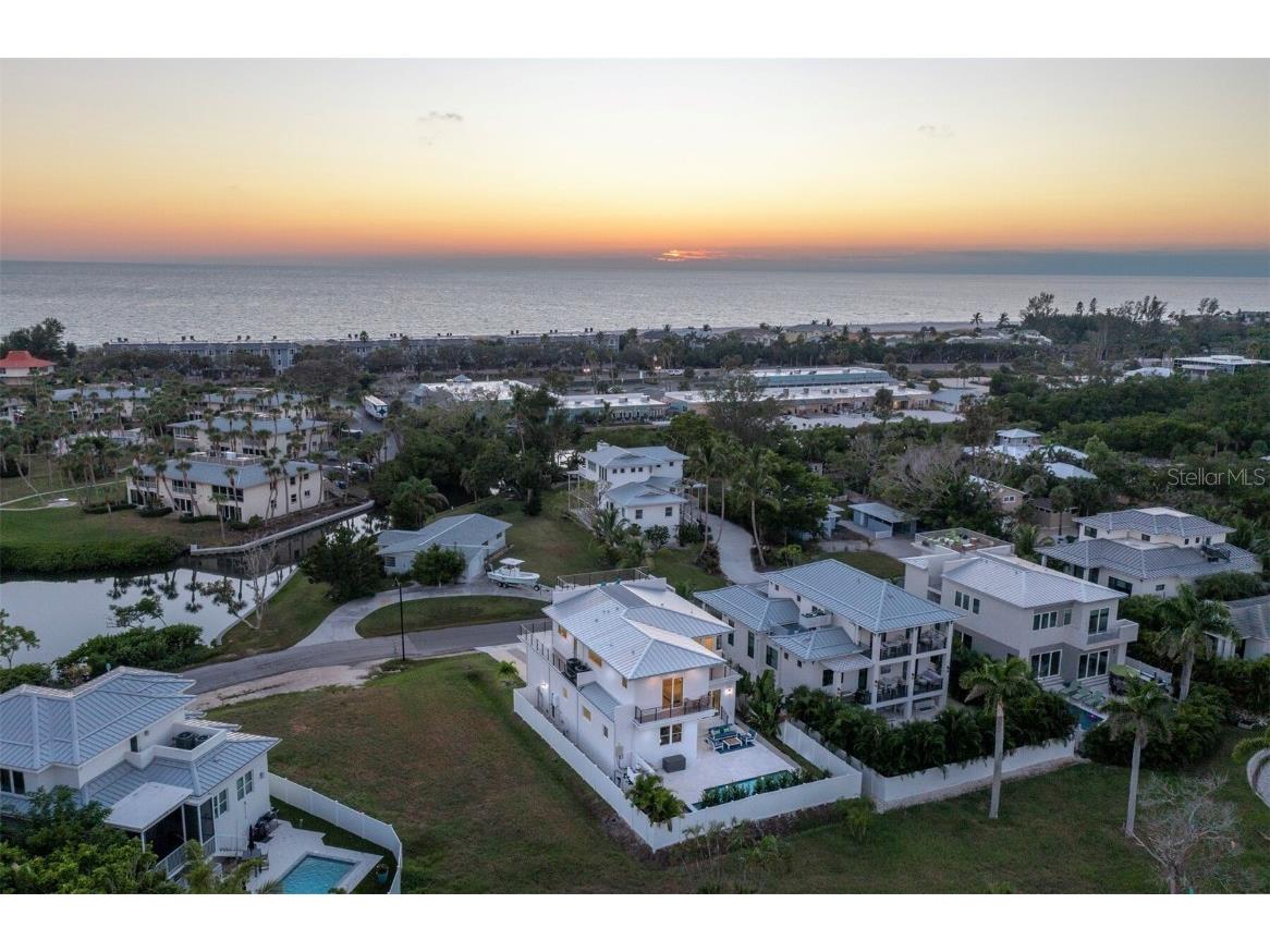 6810 Longboat Drive S Longboat Key FL 34228 - SARASOTA BAY GULF OF MEXICO A4669890 image8