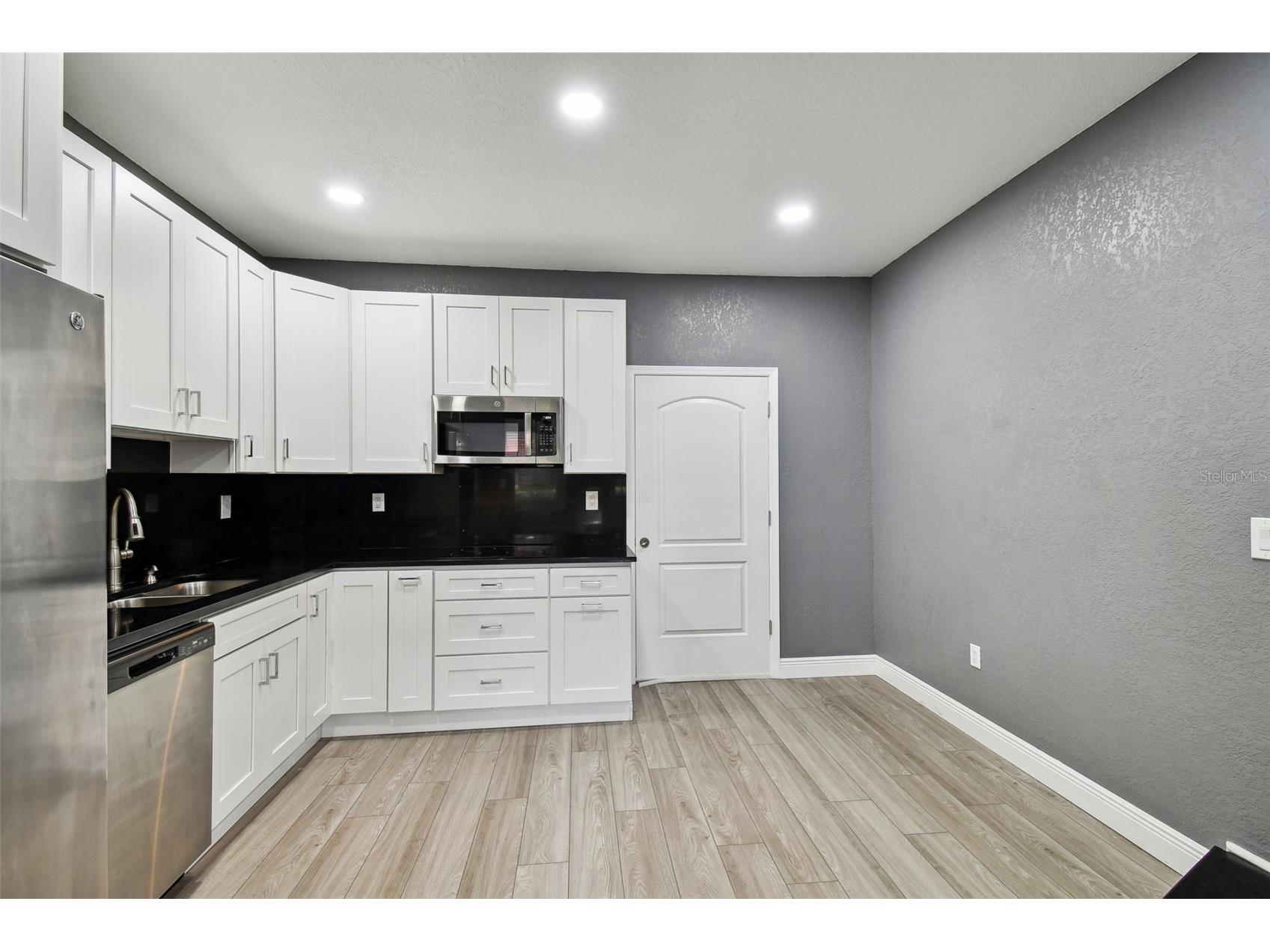 6810 N Navin Avenue Tampa FL 33604 TB8508148 image18