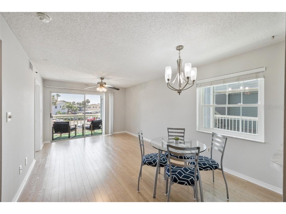 6810 Stones Throw Circle N #13209 Saint Petersburg FL 33710 TB8421363 image2