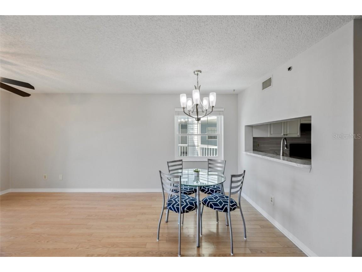 6810 Stones Throw Circle N #13209 Saint Petersburg FL 33710 TB8421363 image3