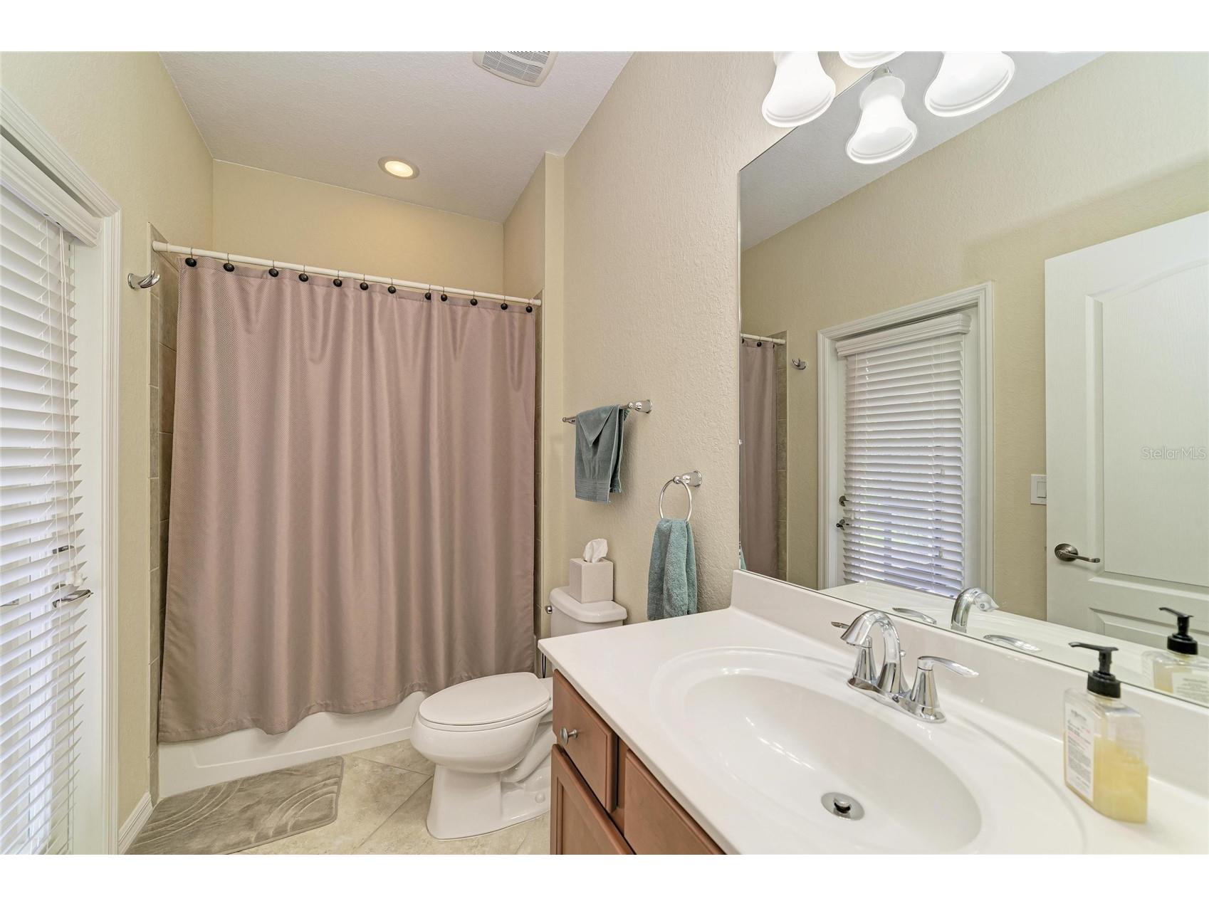 6810 Willowshire Way Bradenton FL 34212 A4688334 image31